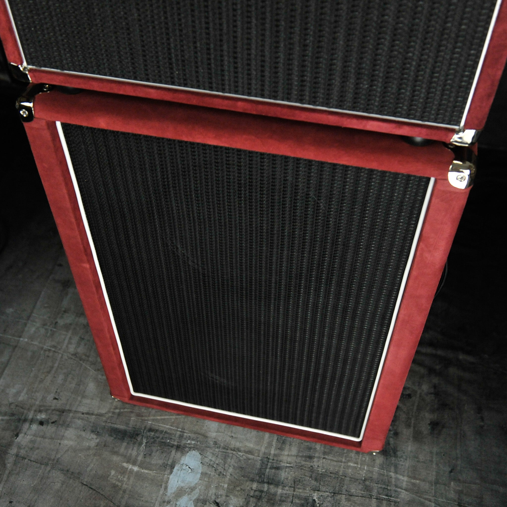Amplified Nation 2x12 Creamback Cab Maroon Suede / Black Sparkle Grill
