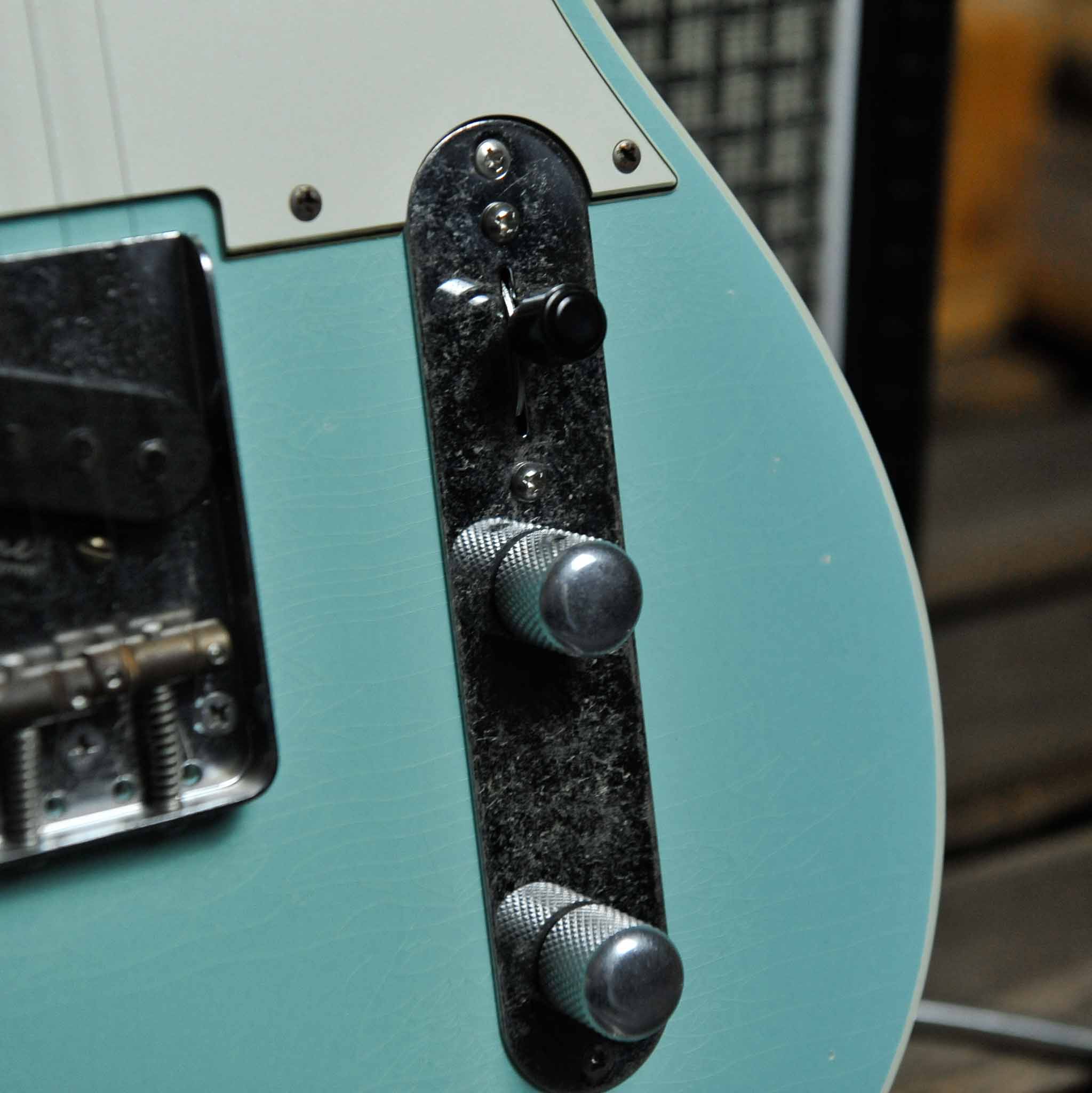 Seth Baccus Shoreline T Aged Sonic Blue Double Binding - Master Grade RW Neck, Parchment Plate