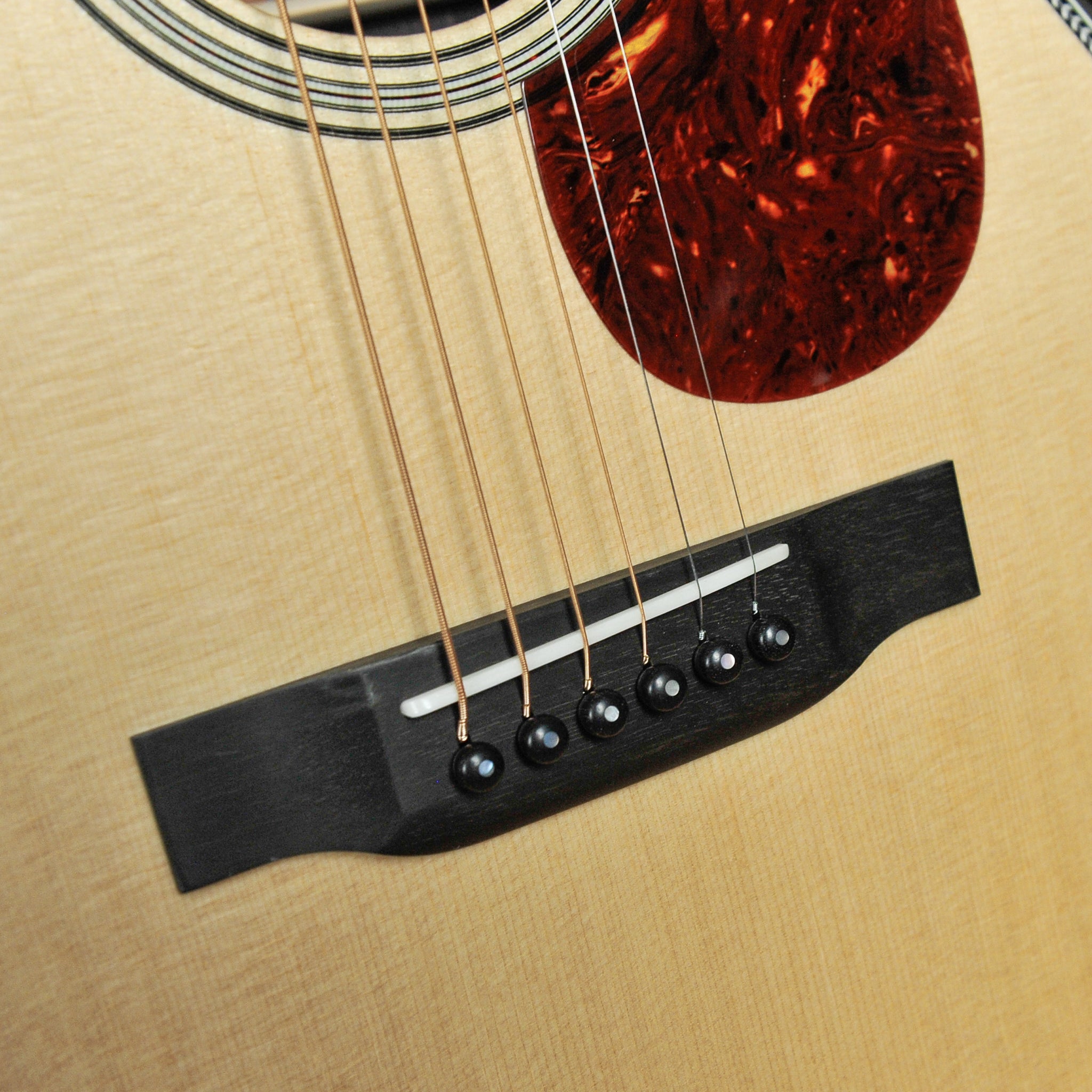 Collings 02H Acoustic Guitar w/Case