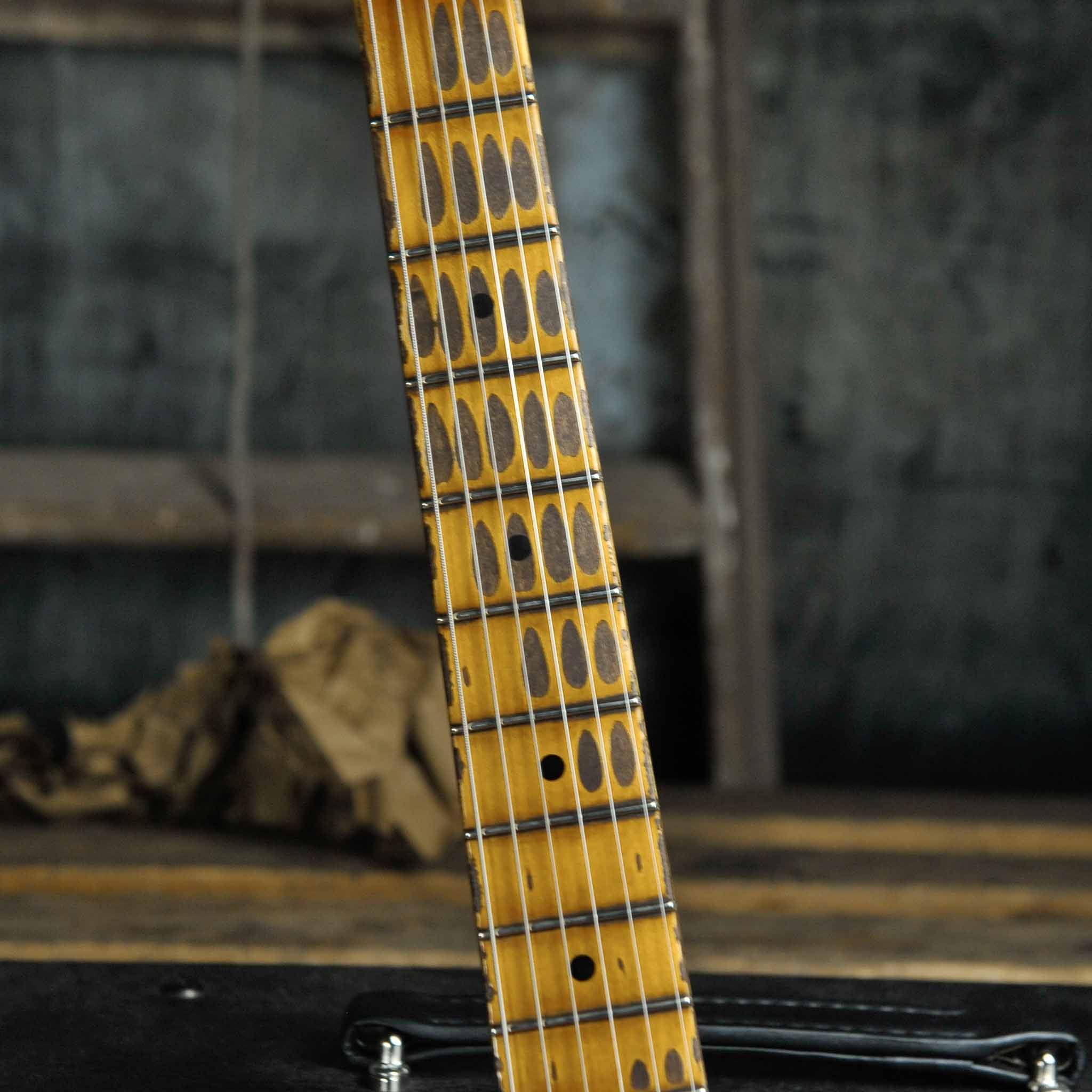 Fender Custom Shop 1954 Telecaster® Super Heavy Relic® Super Faded Aged Nocaster® Blonde