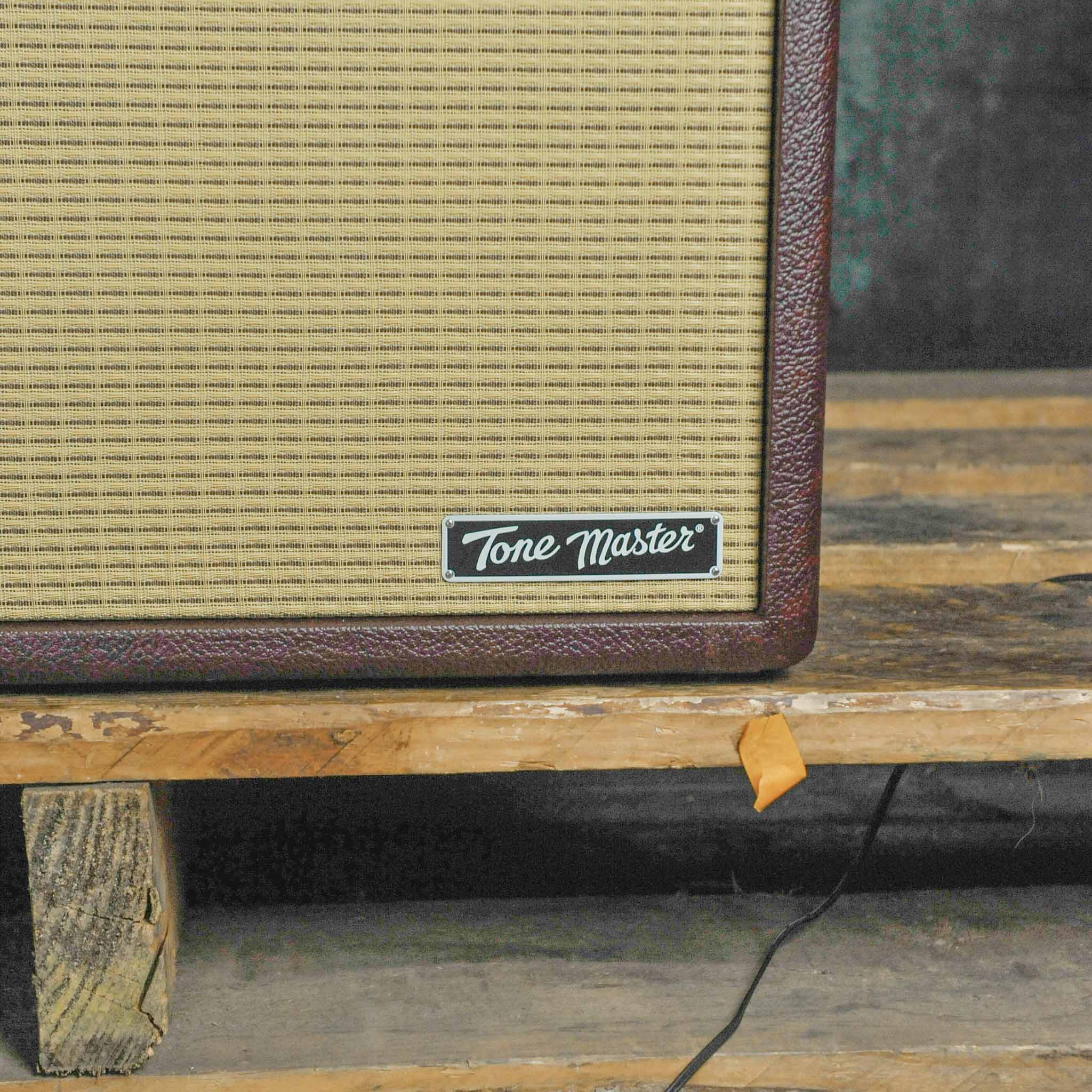 Fender Tone Master® Princeton Reverb®, 240V AUS Guitar Amp Wine (Limited Edition)