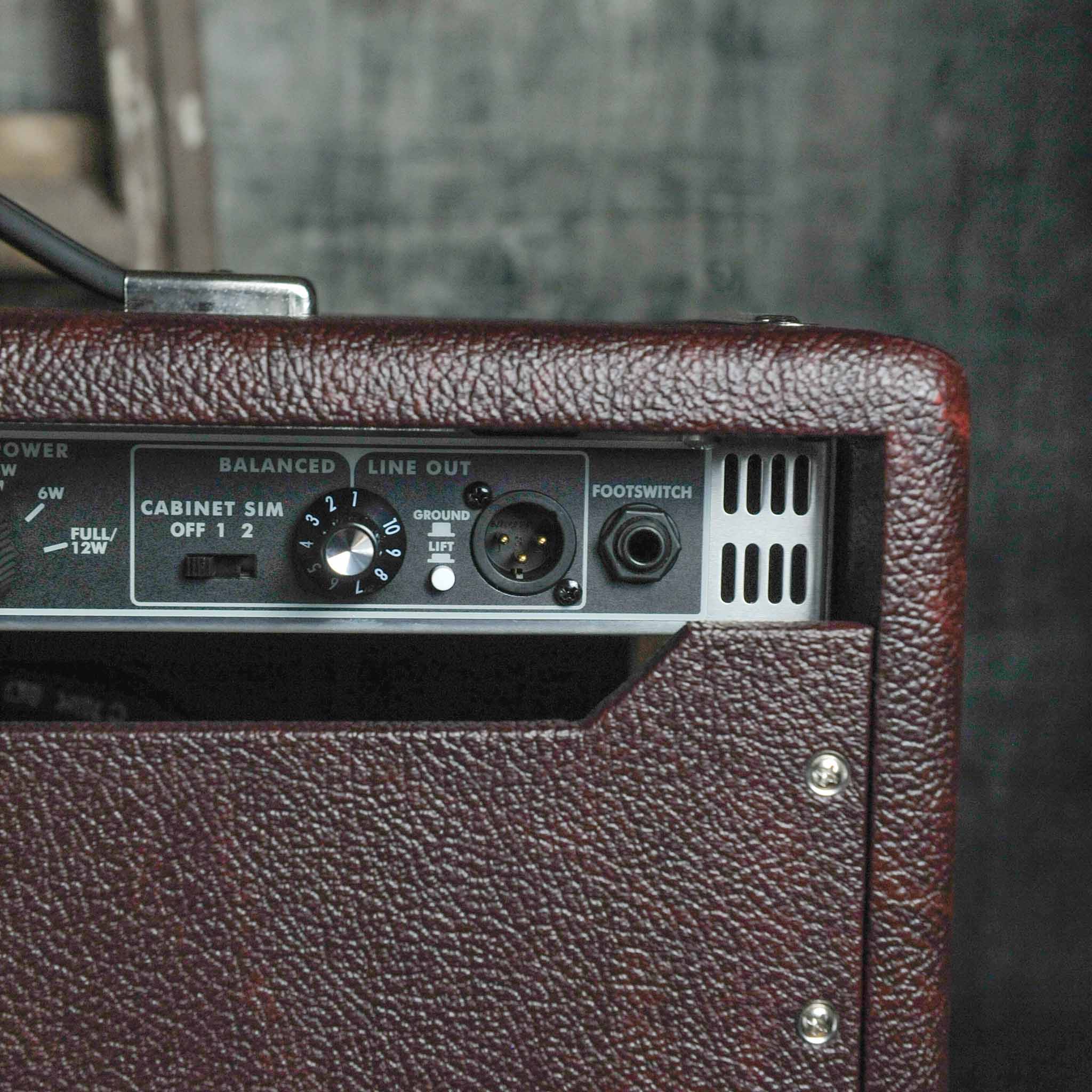 Fender Tone Master® Princeton Reverb®, 240V AUS Guitar Amp Wine (Limited Edition)