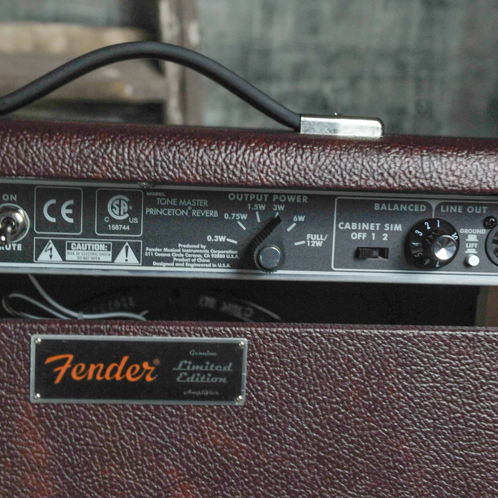 Fender Tone Master® Princeton Reverb®, 240V AUS Guitar Amp Wine (Limited Edition)