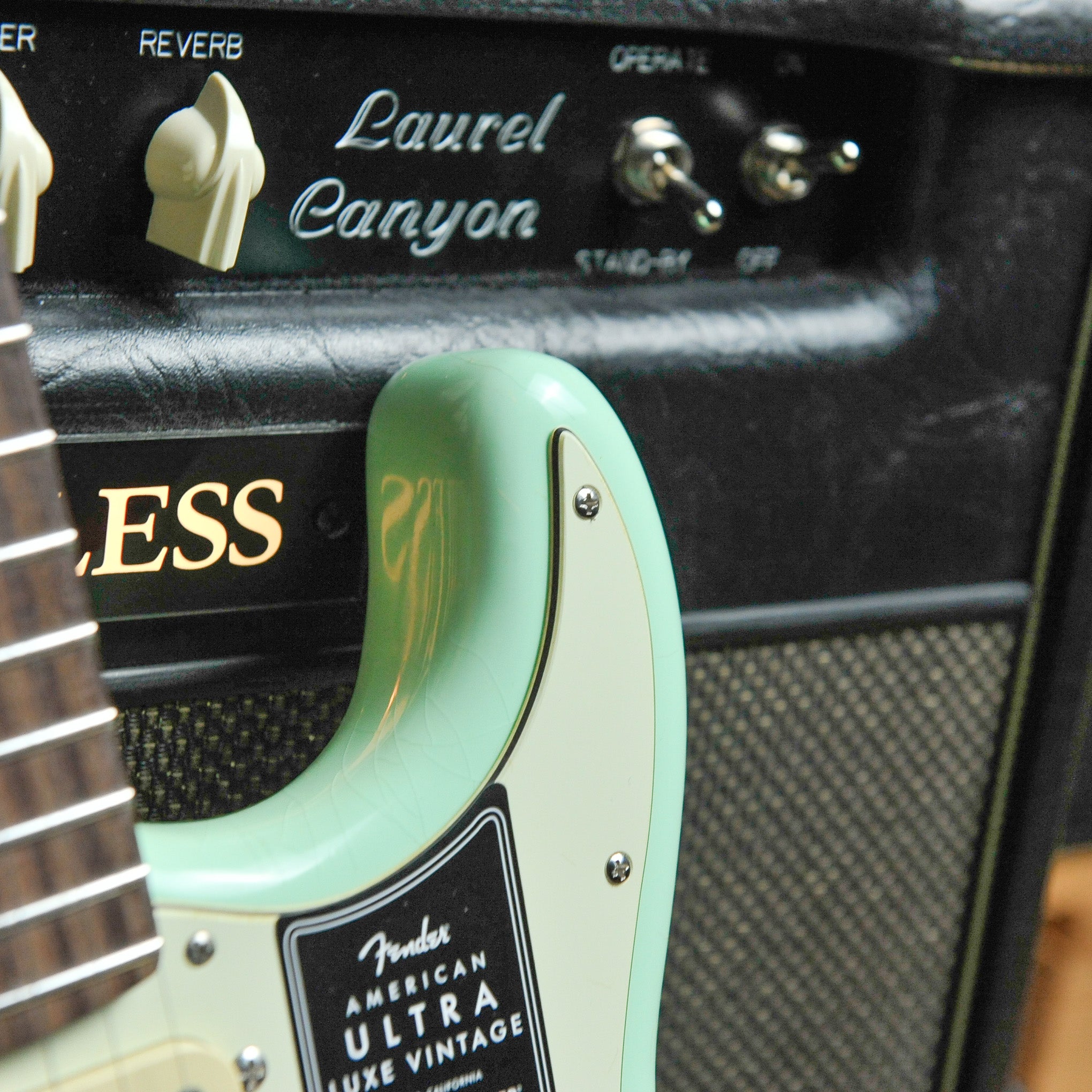 Fender American Ultra Luxe Vintage '60s Stratocaster®, Rosewood Fingerboard, Surf Green