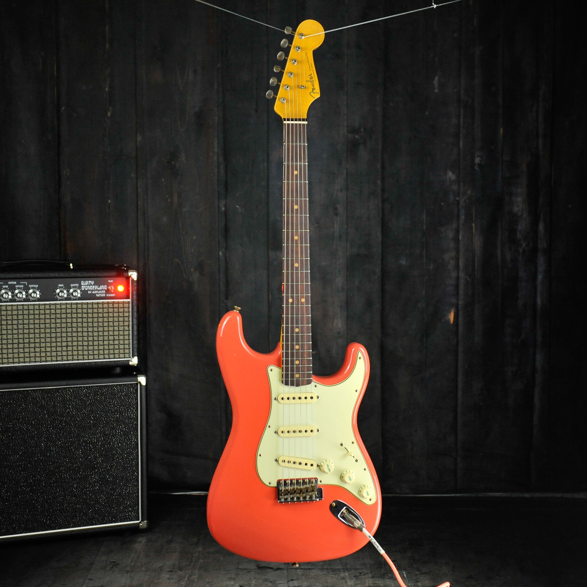 Fender Custom Shop '64 Stratocaster Journeyman Relic Electric Guitar Faded Aged Fiesta Red