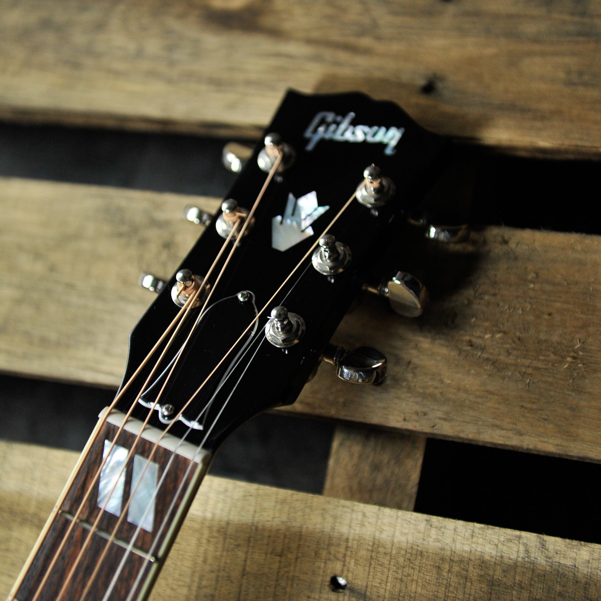 Gibson Hummingbird Standard Vintage Burst Acoustic Guitar