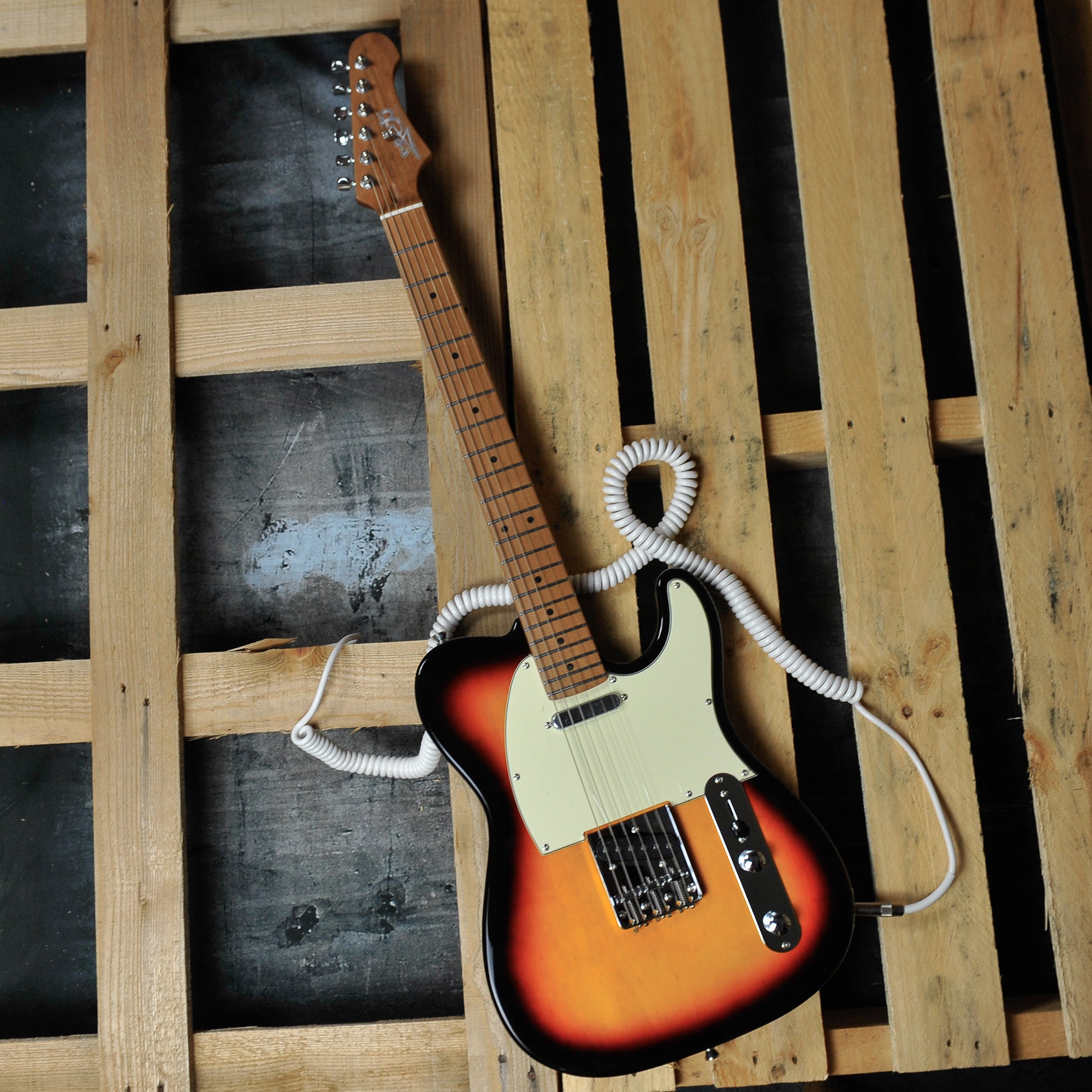 Jet JT-300-SB SS, Roasted Maple, Sunburst Electric Guitar