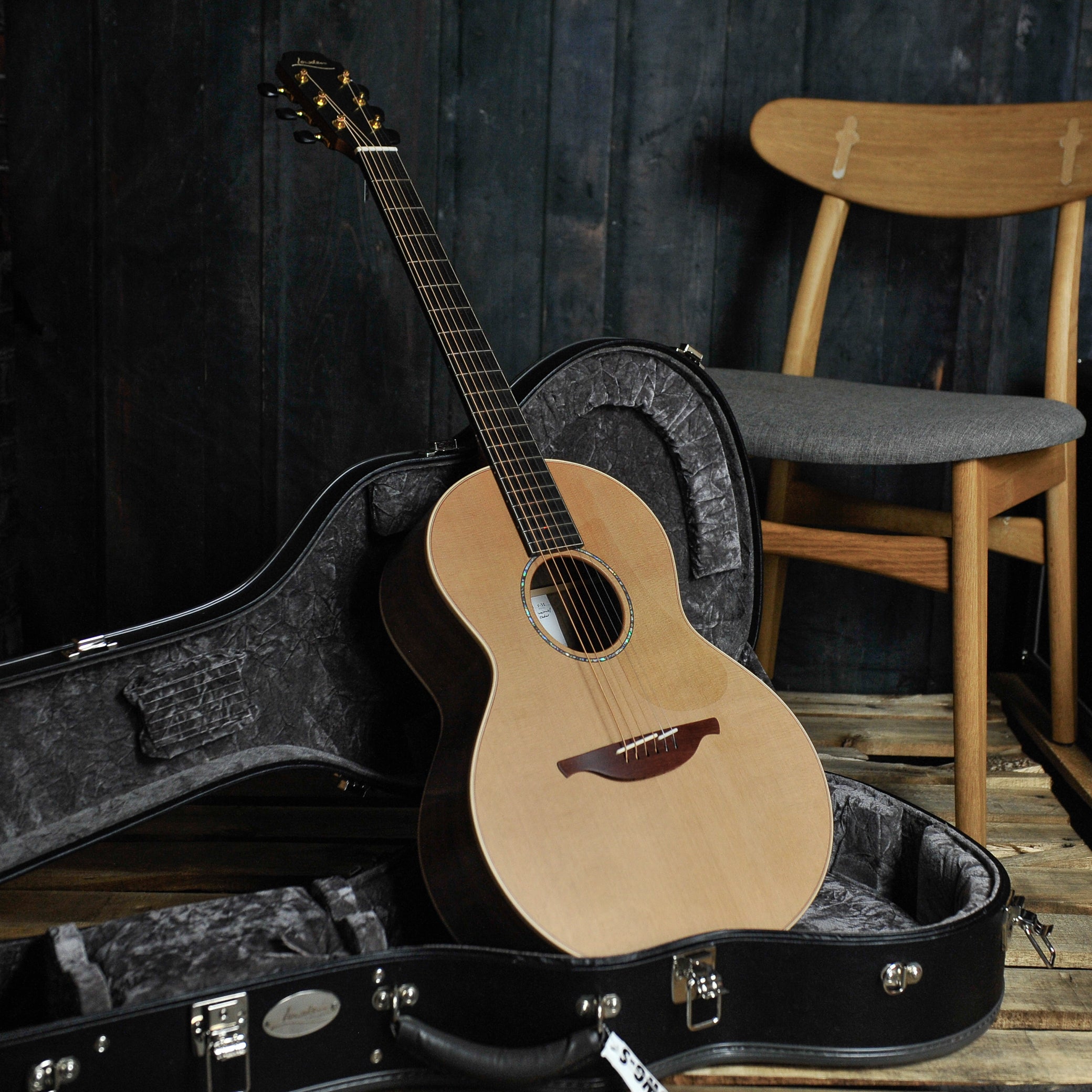 Lowden S-35 AAAA Walnut & Red Cedar