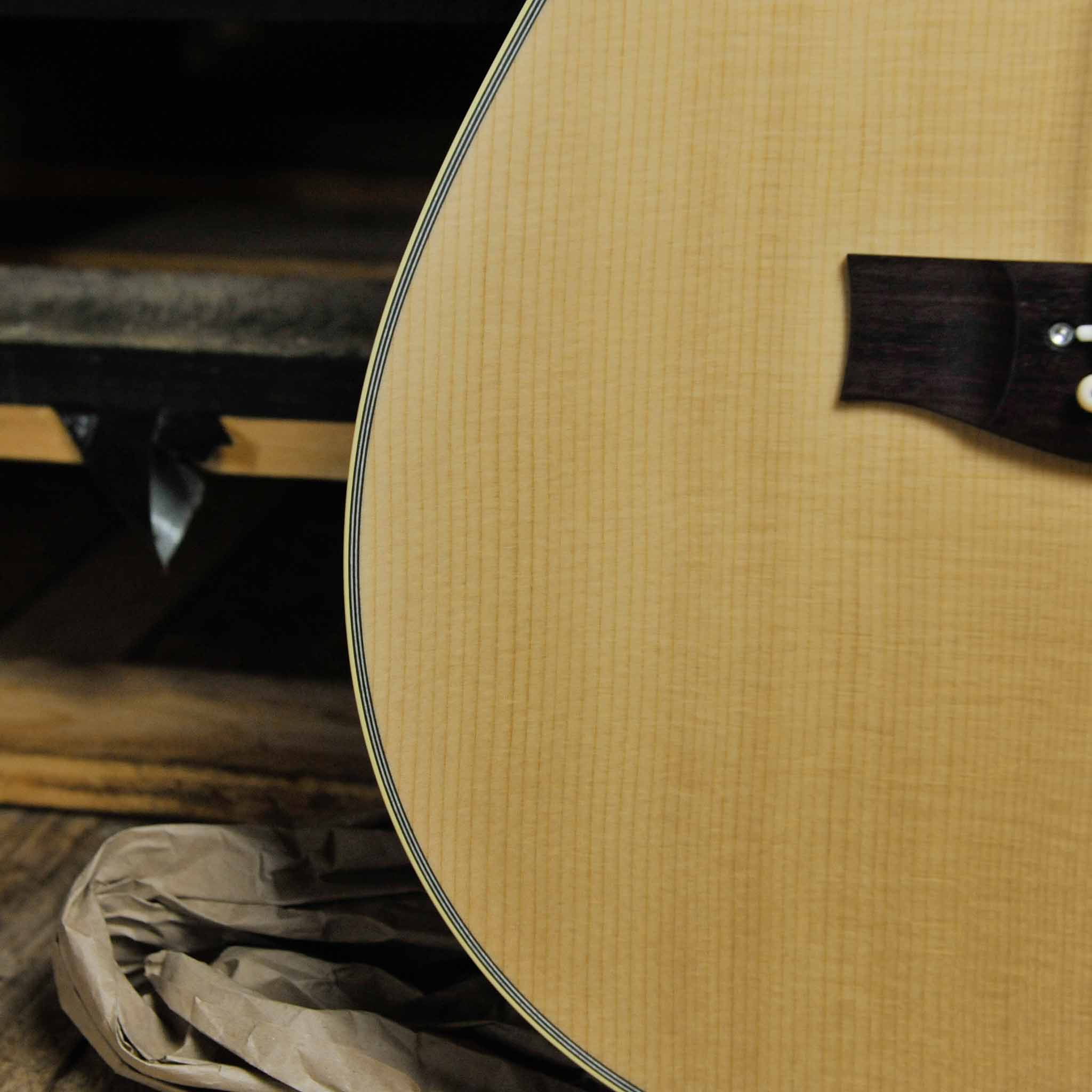 Maton Master Built The T.E. Personal Acoustic Guitar