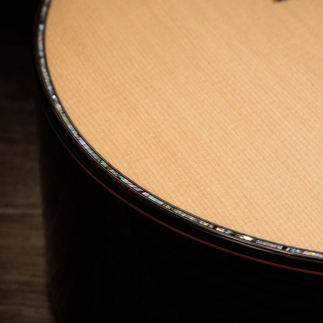 Taylor 914CE Legacy Series Acoustic Electric Guitar w/Cutaway & Case