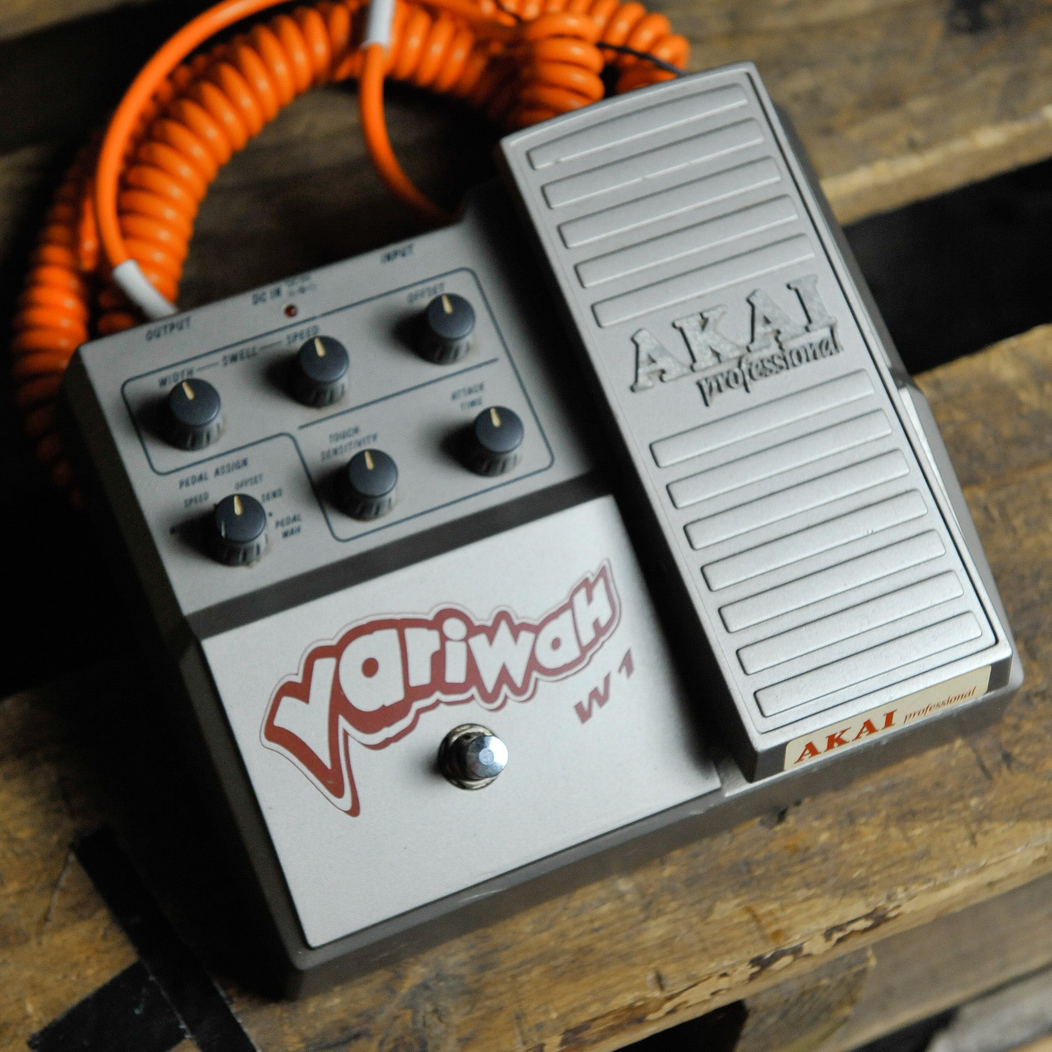 AKAI Professional VARIWAH W1 マルチワウペダル Akai W1 Variwah Multi Wah Pedal - Used – Gladesville Guitar