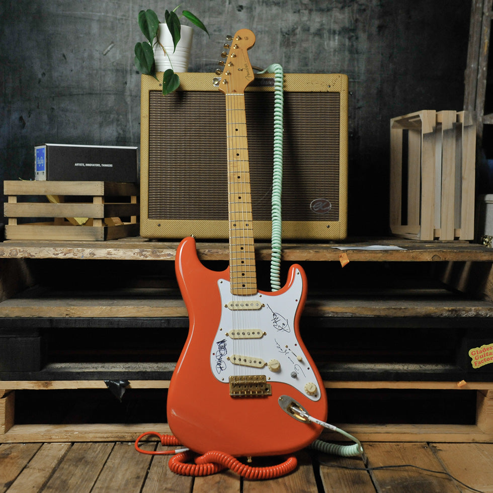 Fender 50s Stratocaster Fiesta Red 2008 w/Tweed Case Shadows Autographs - Used