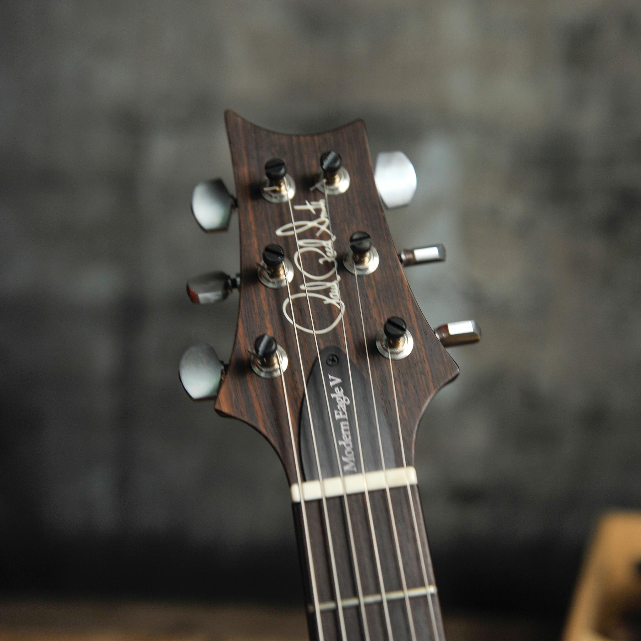 PRS Modern Eagle V Charcoal 2023 - Used