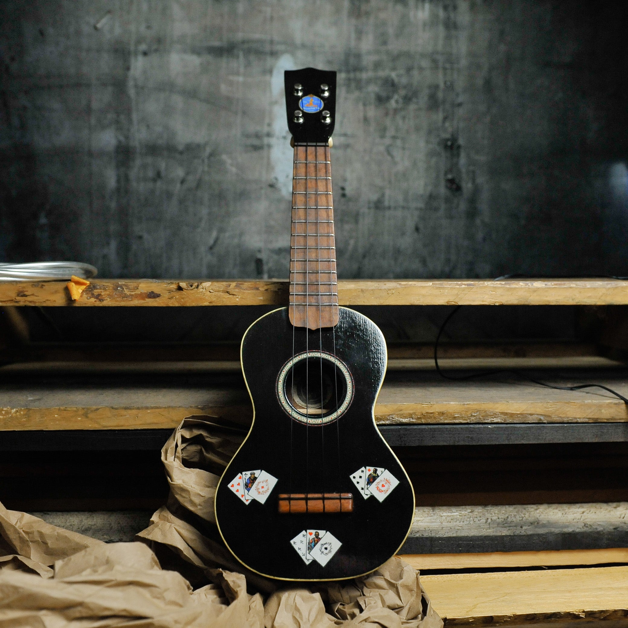 Wandering Boy Soprano Ukulele #6 Cards w/Case