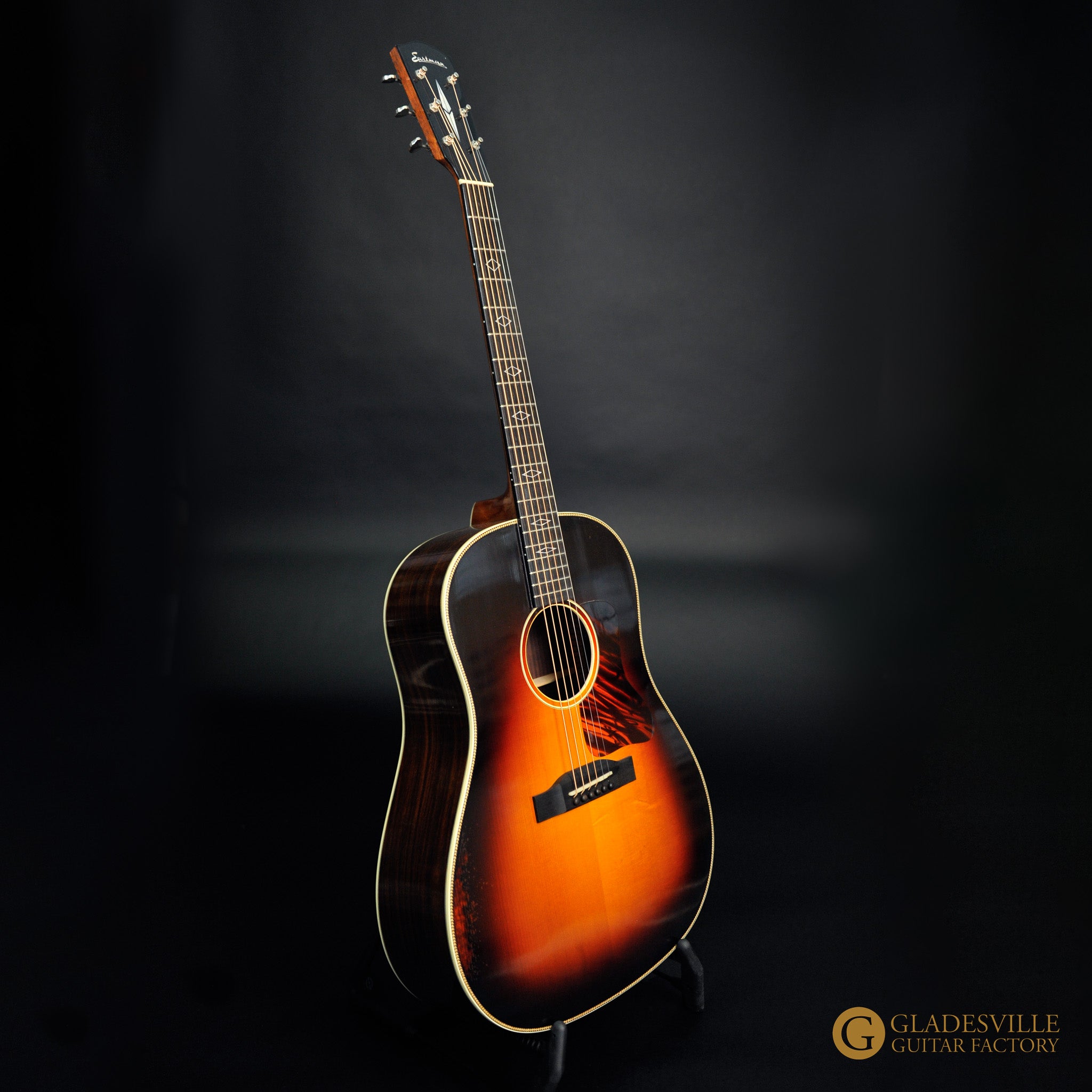 Eastman E20 SS/V-SB Slope Shoulder Adirondak/Rosewood Sunburst Antique