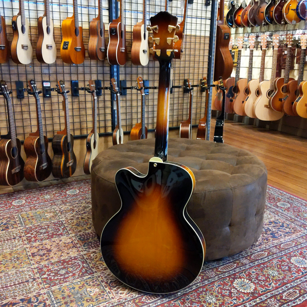 Eastman AR403CE-SB Archtop Elec Single Pickup Sunburst