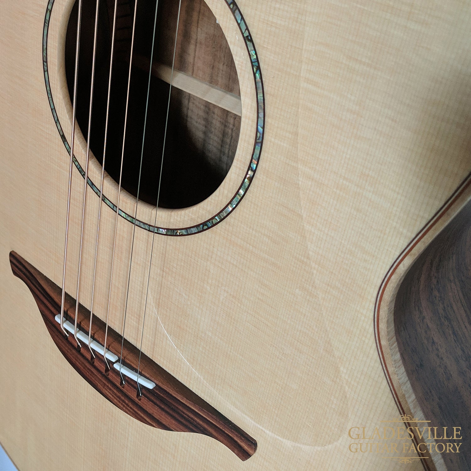 Lowden F-35 Bastogne Walnut Sitka Spruce