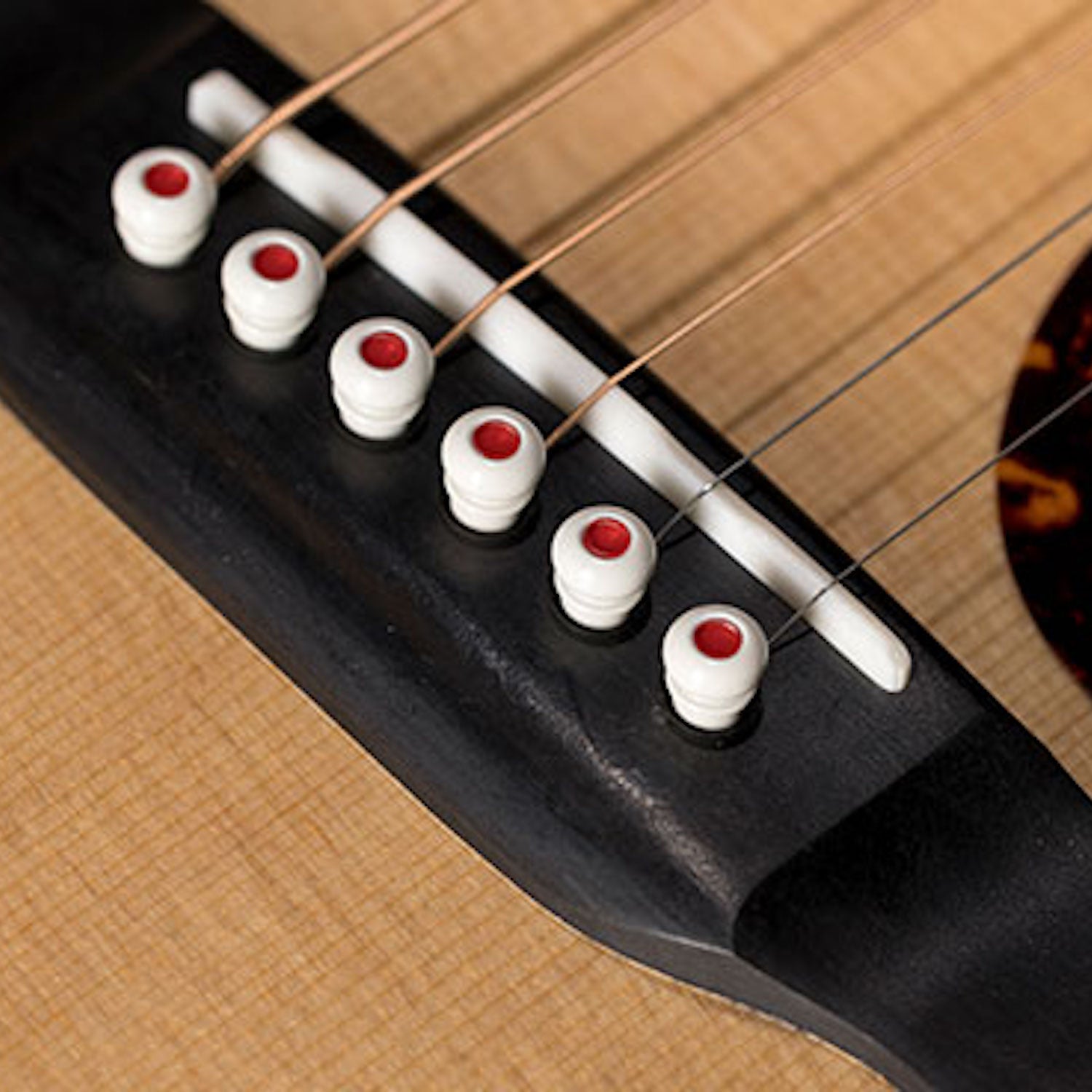 Martin 00028MD Modern Deluxe Series Auditorium Acoustic Guitar