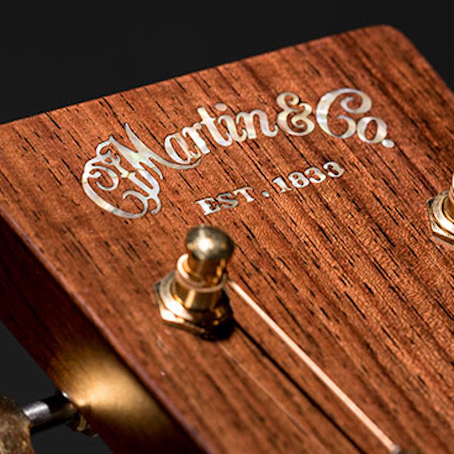 Martin 00028MD Modern Deluxe Series Auditorium Acoustic Guitar