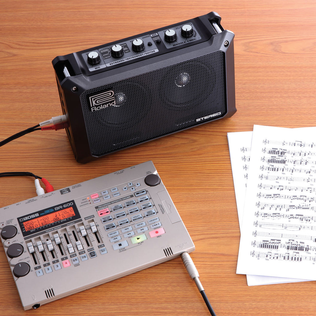 Boss MB-CUBE Battery Powered Stereo Amplifier