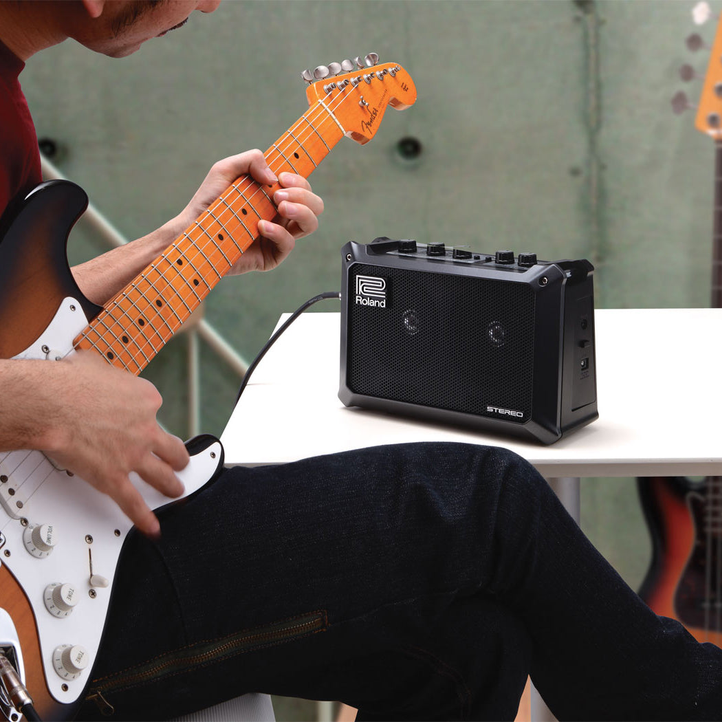 Boss MB-CUBE Battery Powered Stereo Amplifier