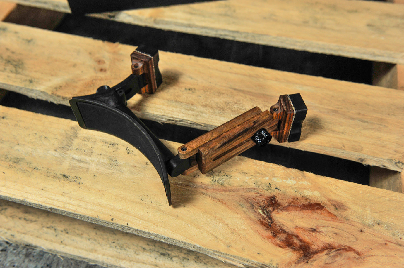 Classical Thigh Rests & Stools