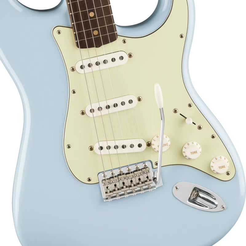 Fender Limited Edition Vintera® II Road Worn® '60s Stratocaster® Sonic Blue w/Case