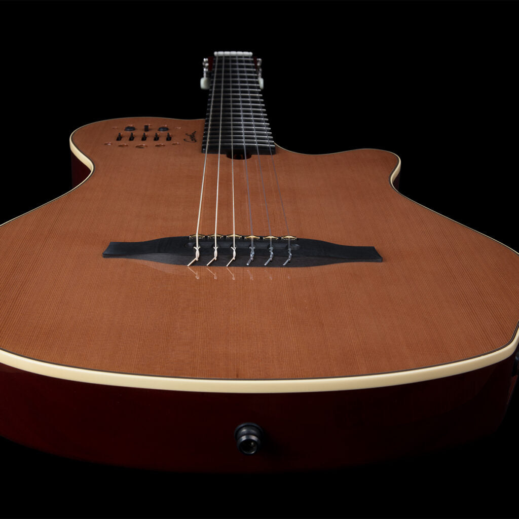 Godin Multiac Grand Concert SA Natural HG w/Gig Bag