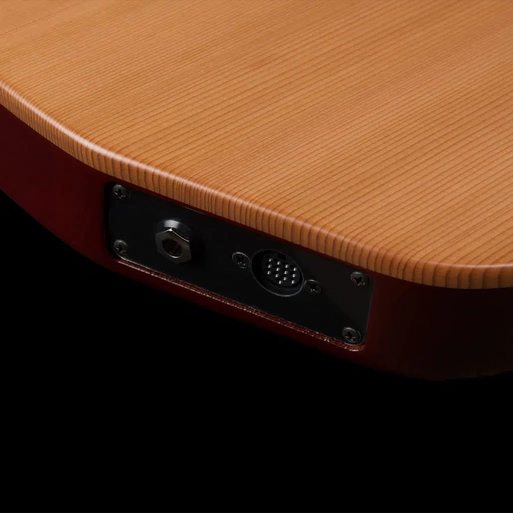 Godin ACS Slim Cedar Natural SG Classical Guitar w/Bag