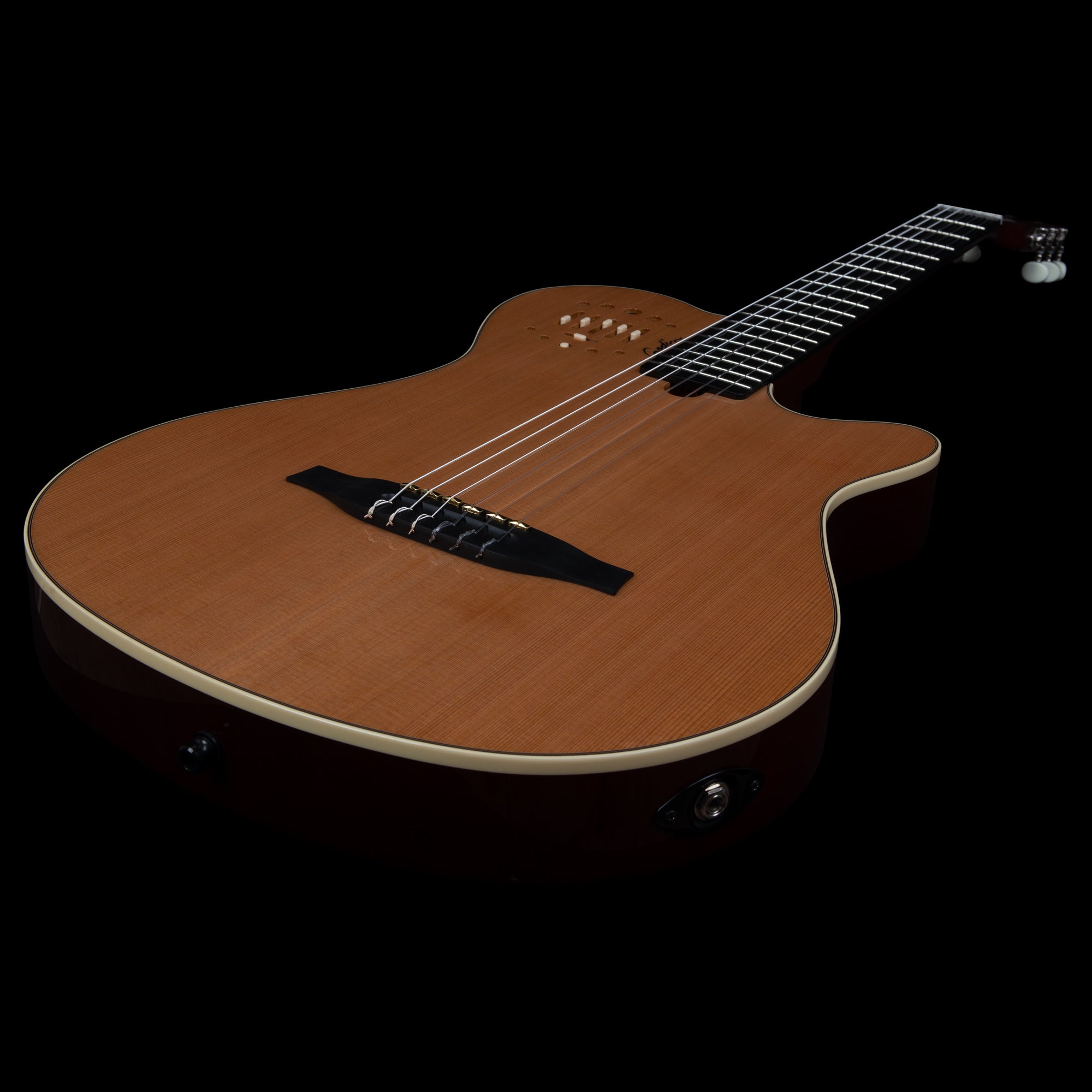 Godin Multiac Grand Concert Deluxe Classical Guitar w/Bag