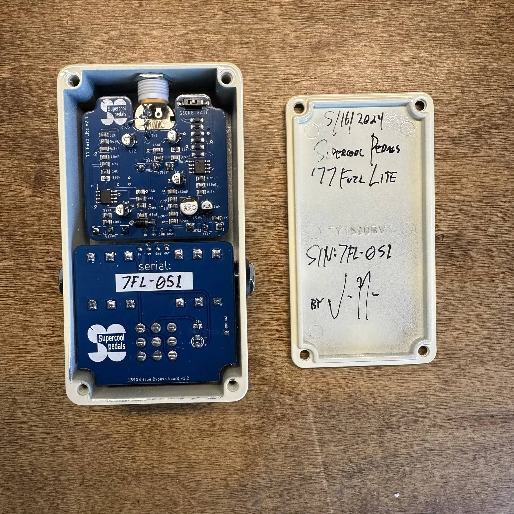 Supercool Pedals 77 Fuzz Lite Pedal