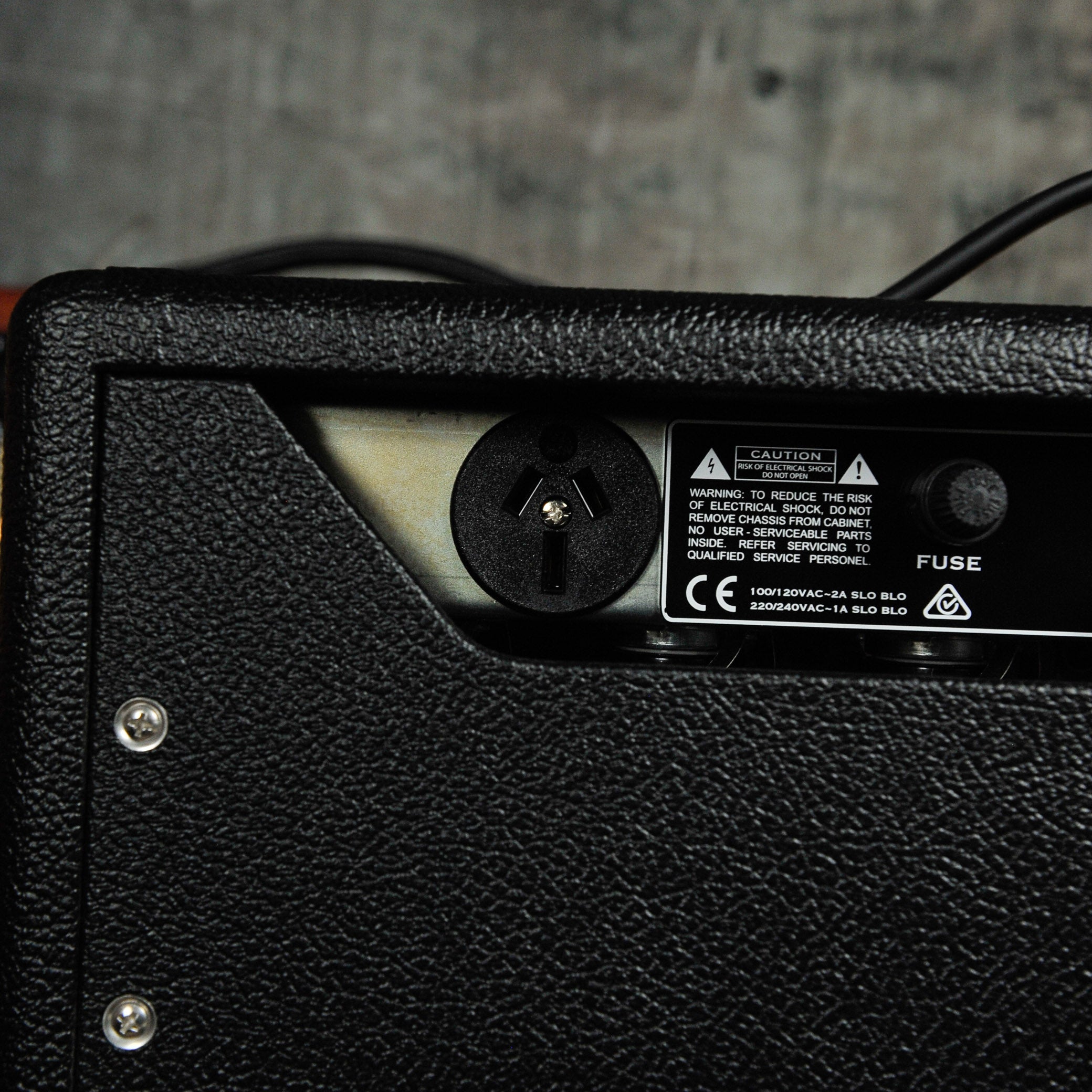 Achillies Zephyr 15 1 x 10 Combo Black Tolex