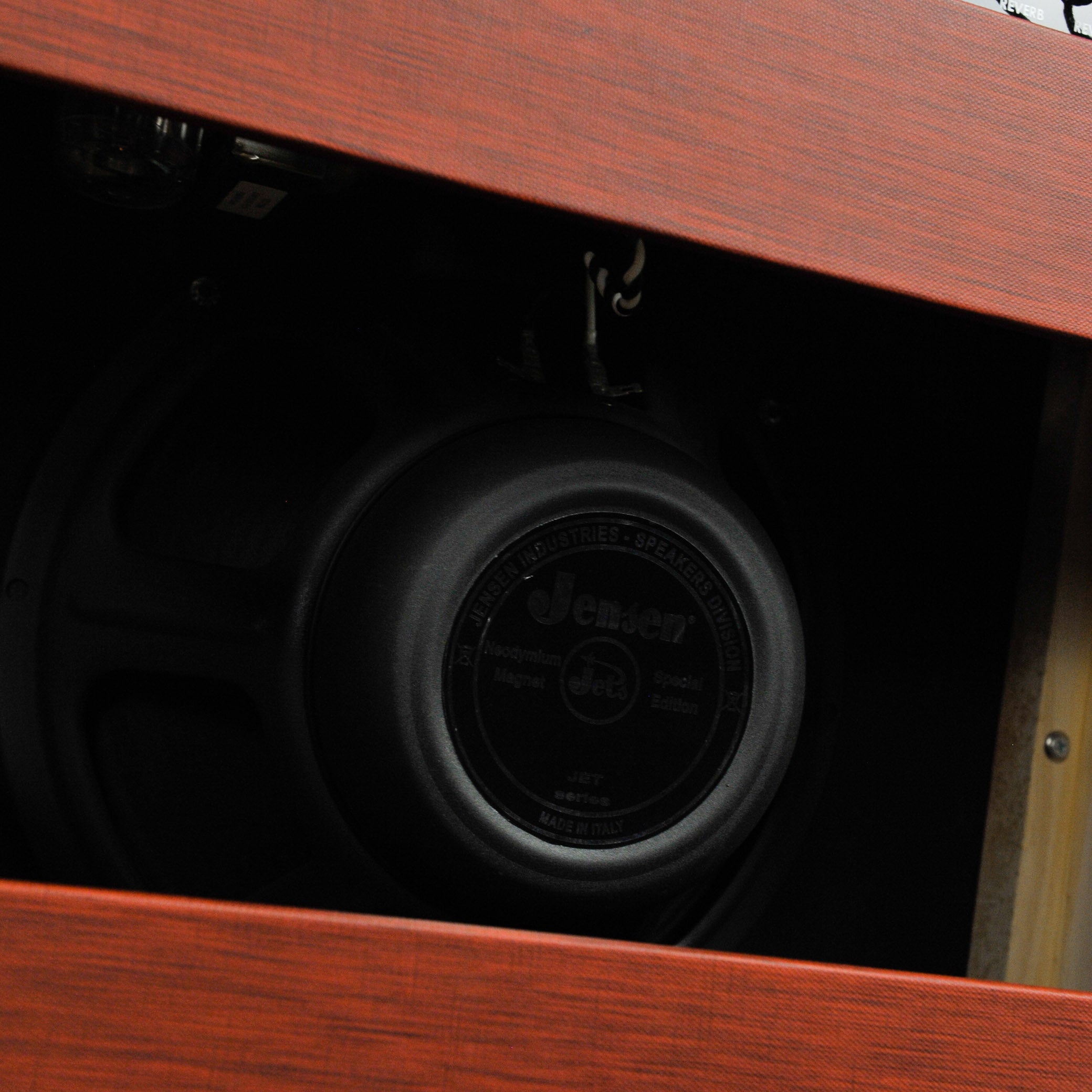 Achillies Zephyr 35 Fire Brick Red 2x10