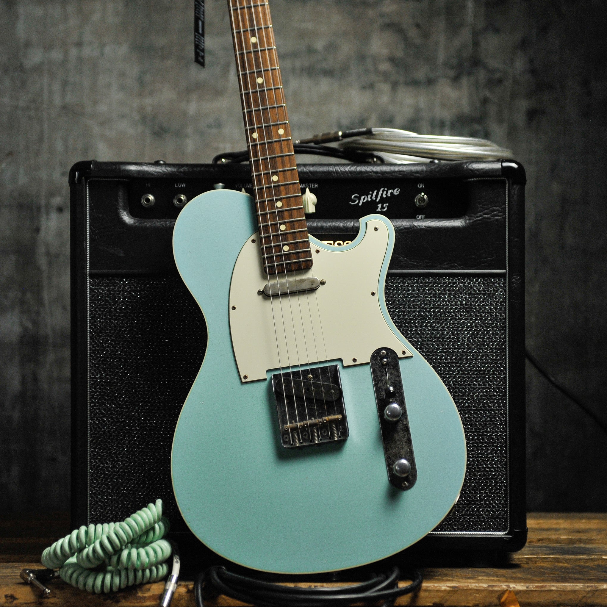 Seth Baccus Shoreline T Aged Sonic Blue Double Binding - Master Grade RW Neck, Parchment Plate