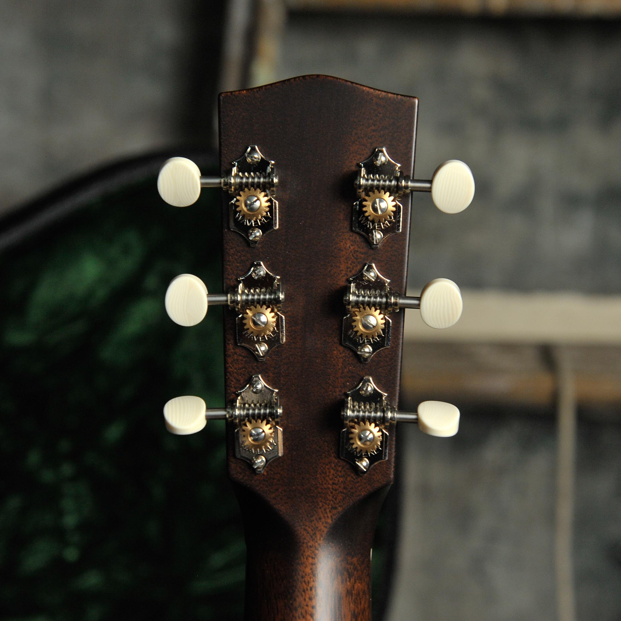 Bourgeois Aged Tone Series SD The Standard Adirondak Top #10435