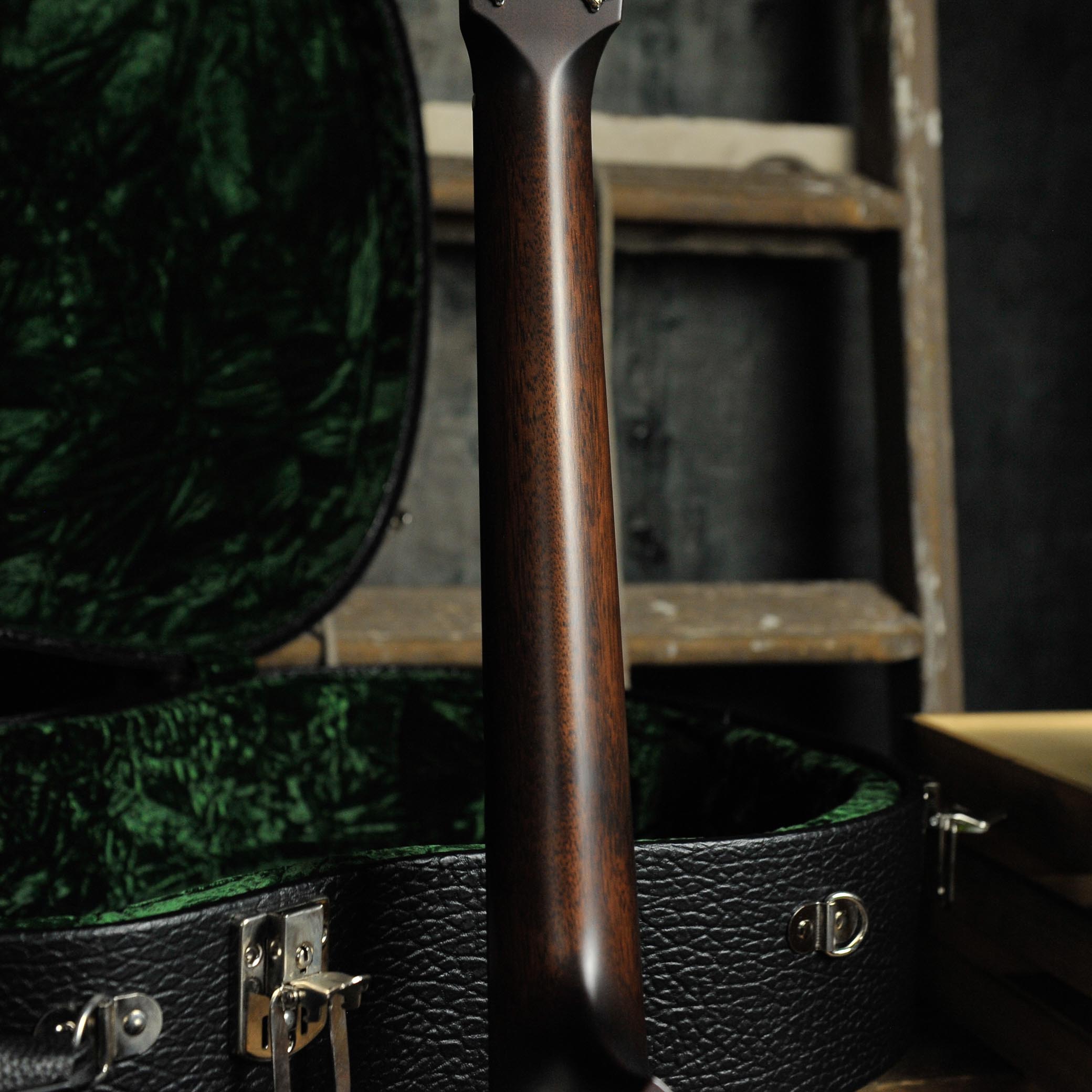 Bourgeois Aged Tone Series SD The Standard Adirondak Top #10435