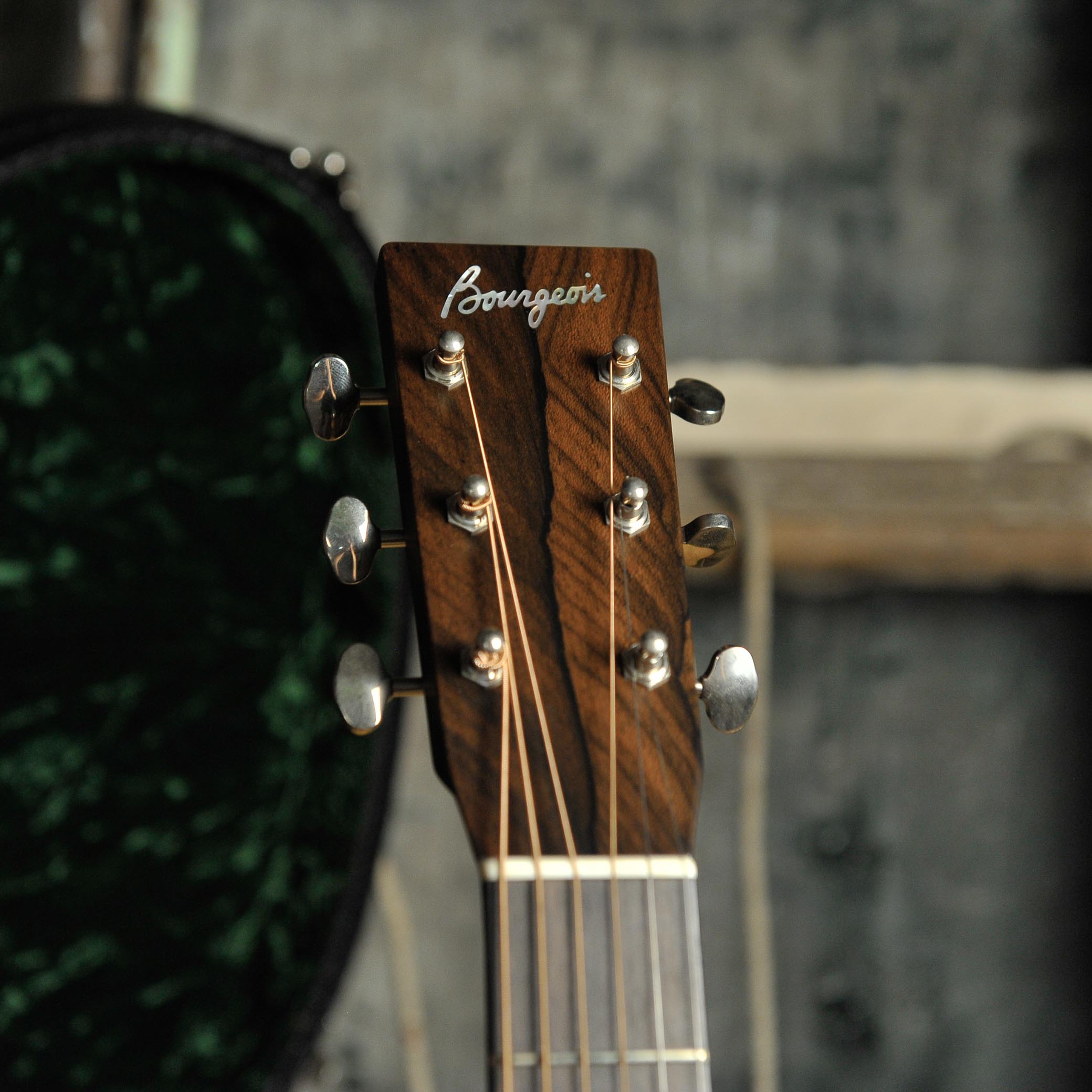 Bourgeois Professional Series Vintage OM Mahogany Sitka Top #10395