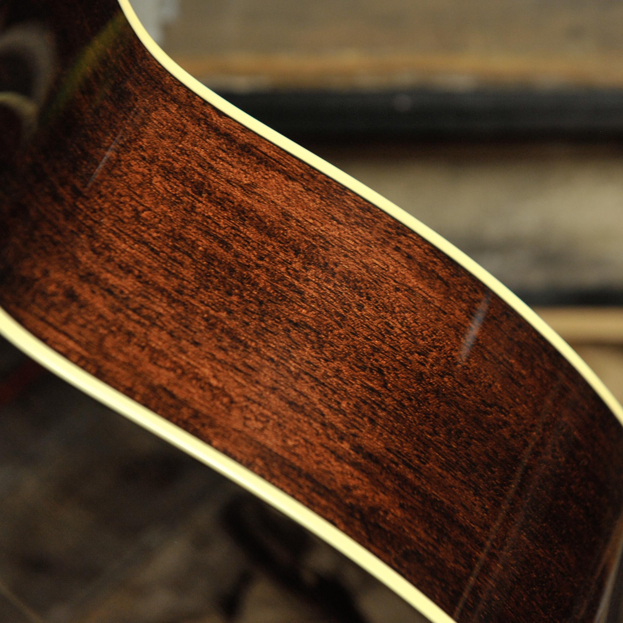 Bourgeois Professional Series Vintage OM Mahogany Sitka Top #10395