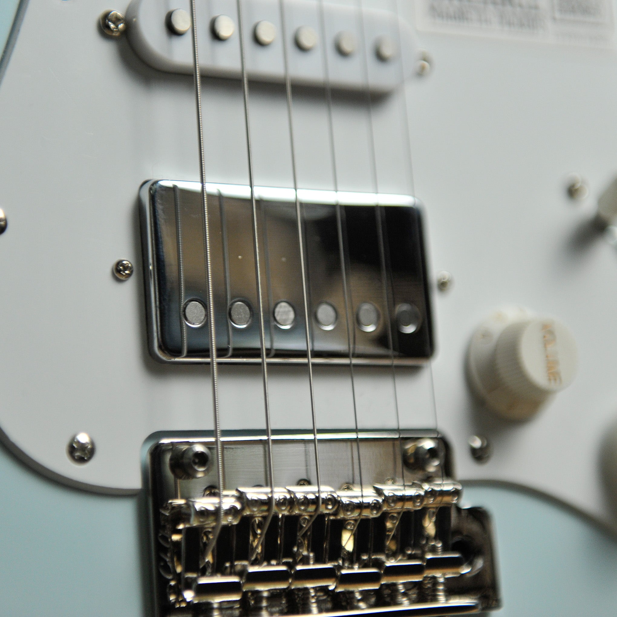Cole Clark Electric Hollow Baby HSS Blue w/Case