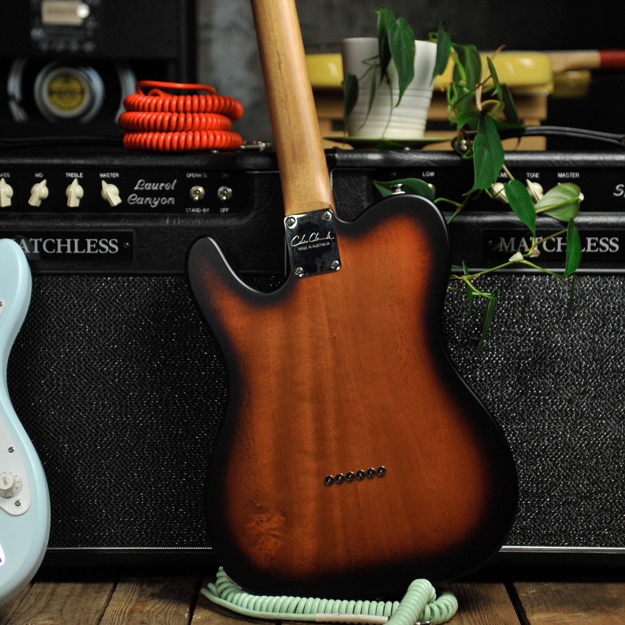 Cole Clark Electric Culprit 3 SS Sunburst w/Case