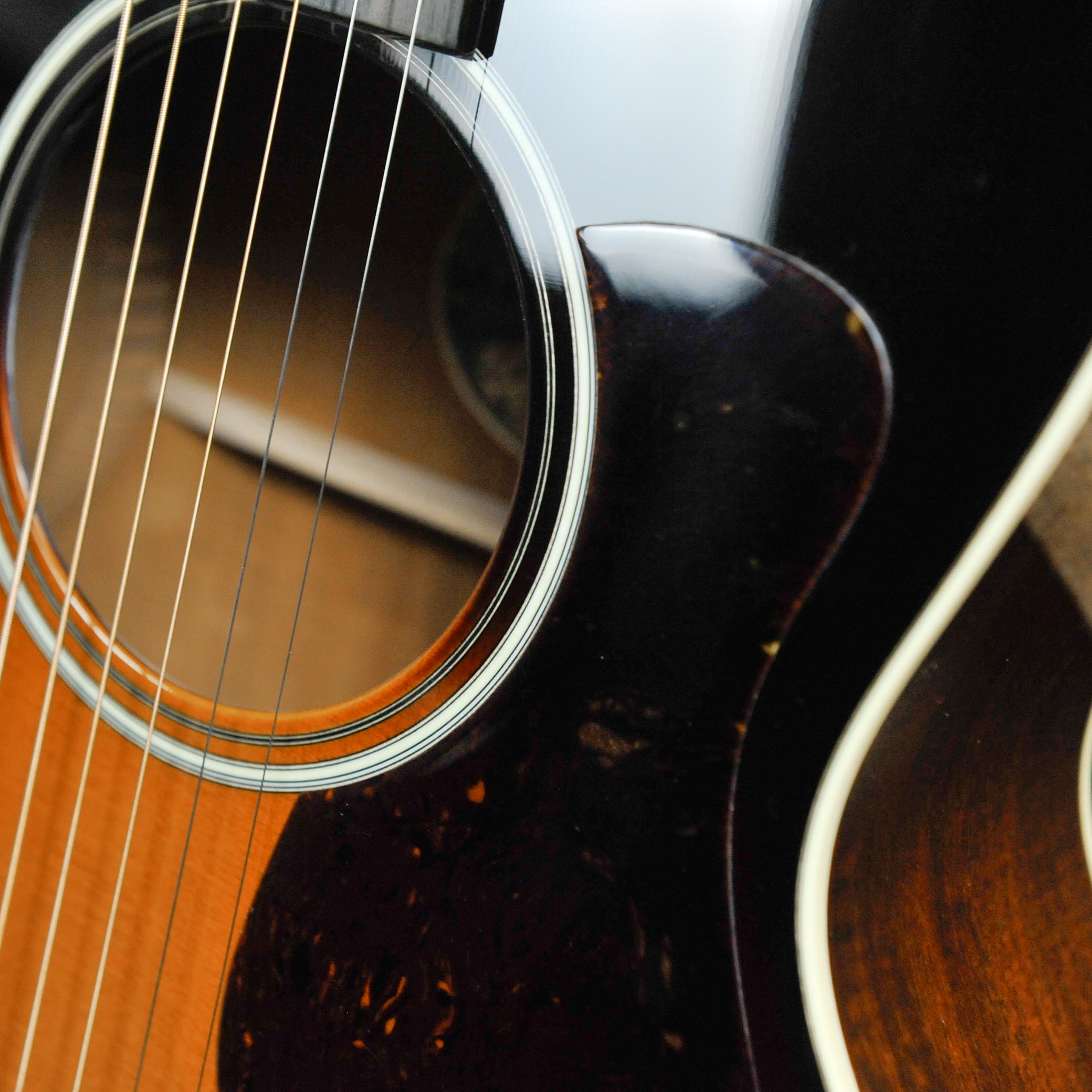 Collings C10 SB Sunburst Acoustic Guitar