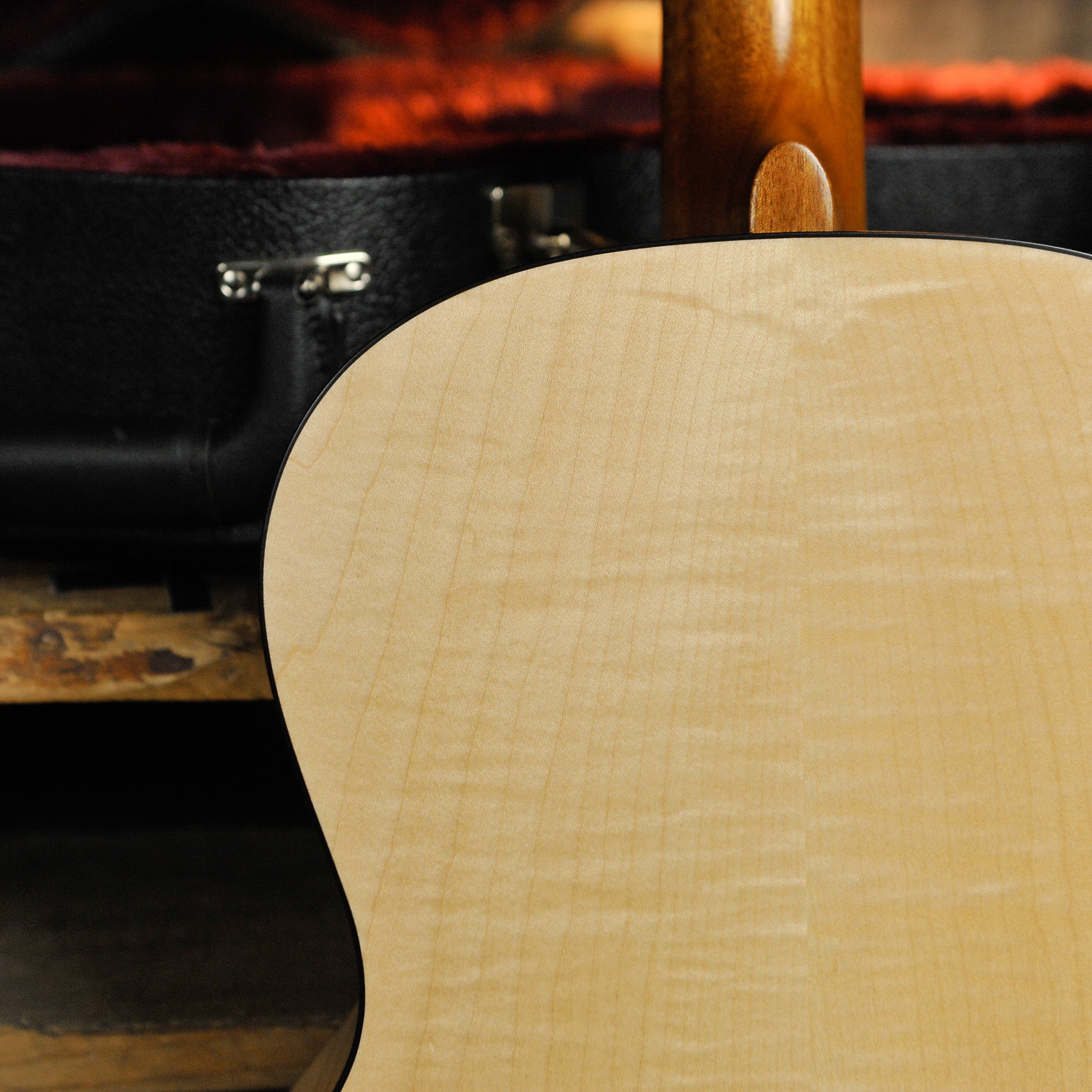 Waterloo WL-14 Scissortail Spruce Maple Acoustic Guitar
