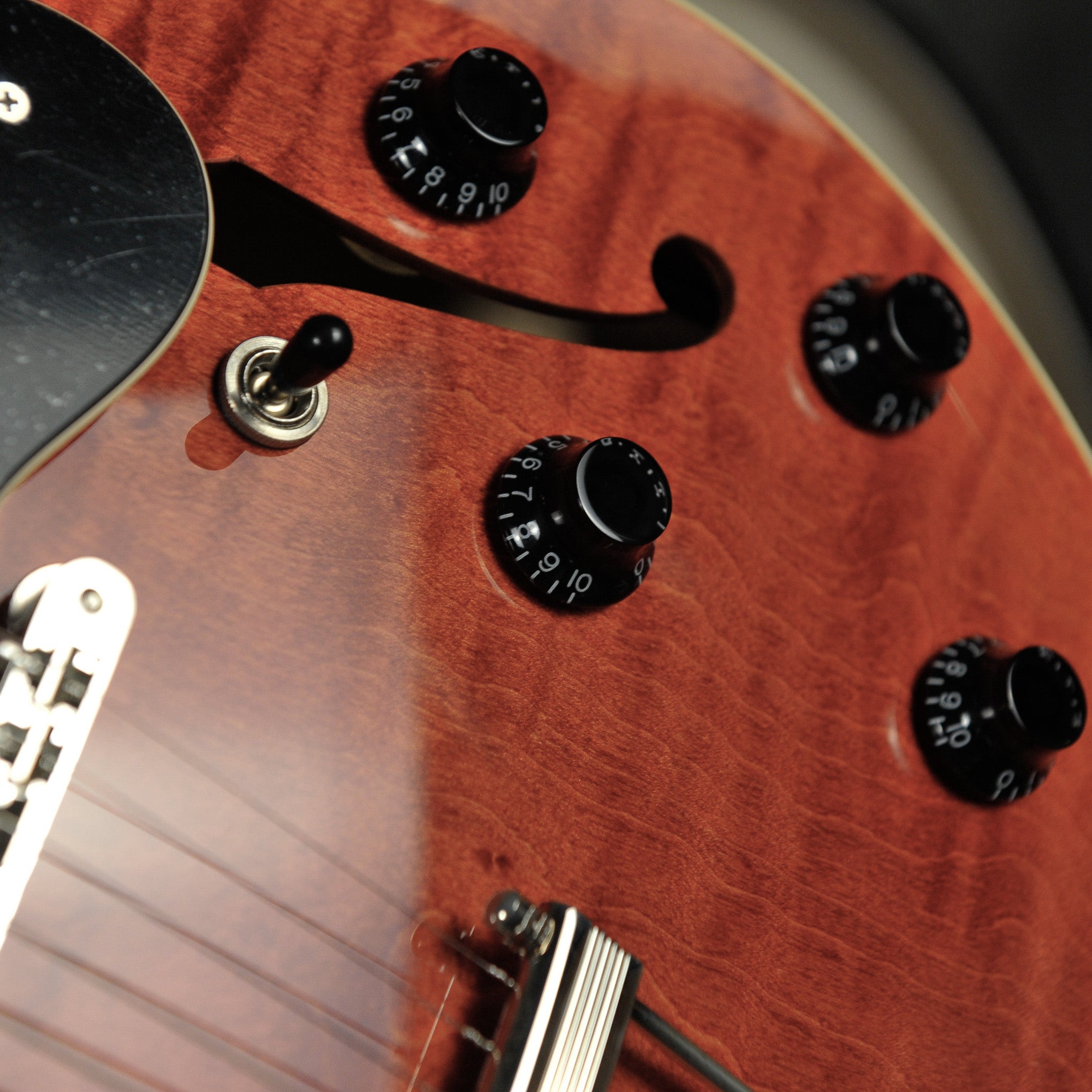 Collings I30LC Faded Cherry Electric Guitar