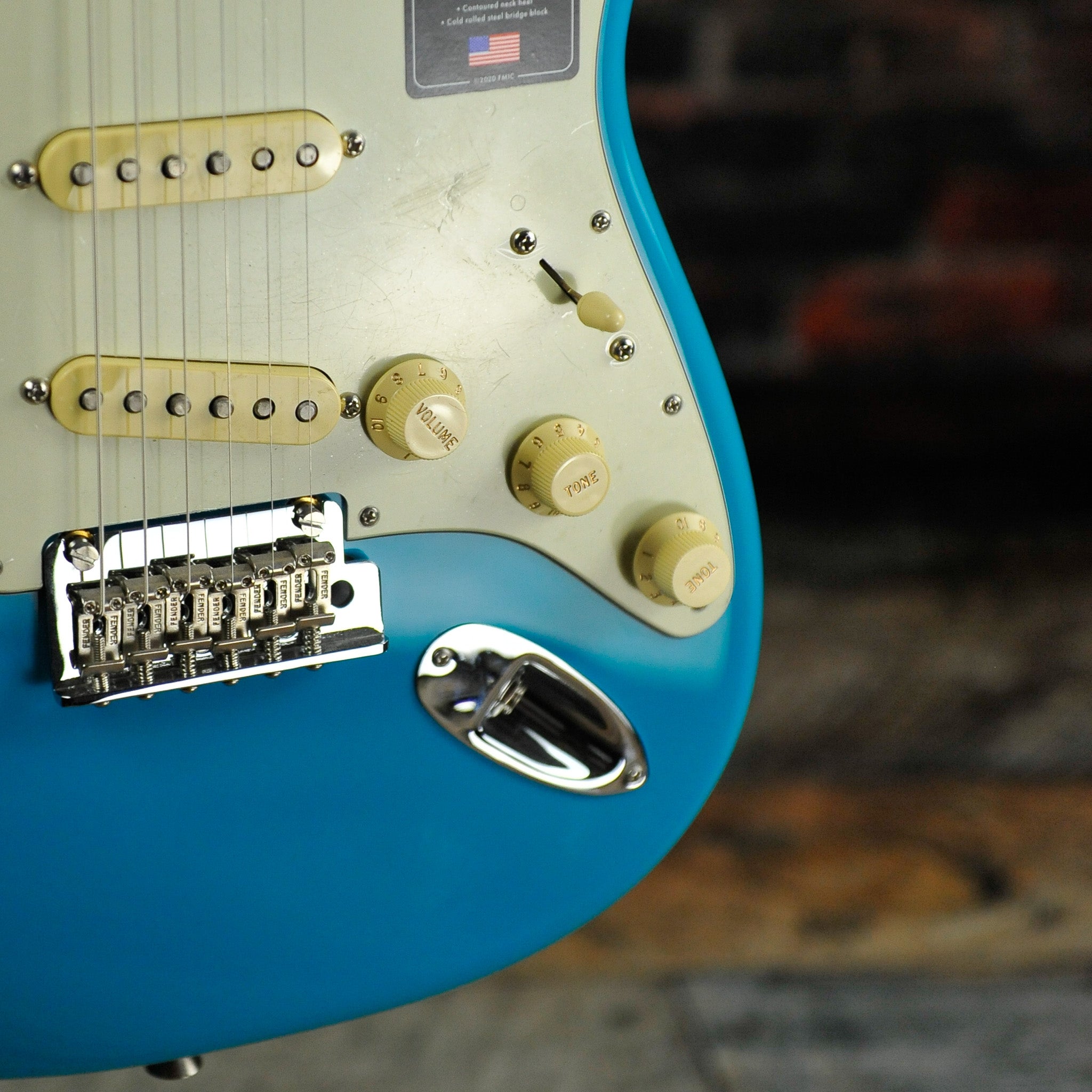 Fender American Professional II Stratocaster®, Maple Fingerboard, Miami Blue