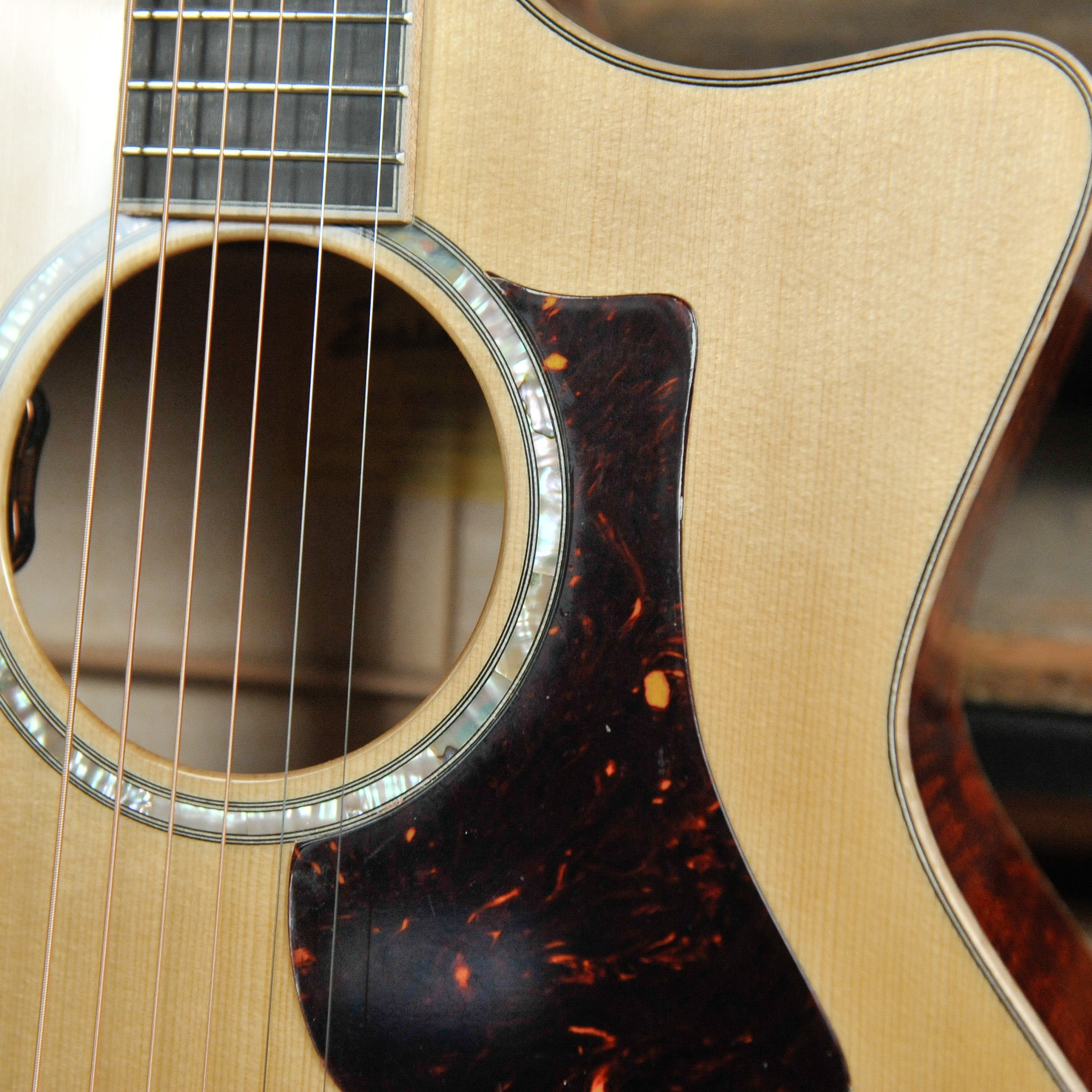 Eastman AC622CE Grand Auditorium Acoustic Guitar
