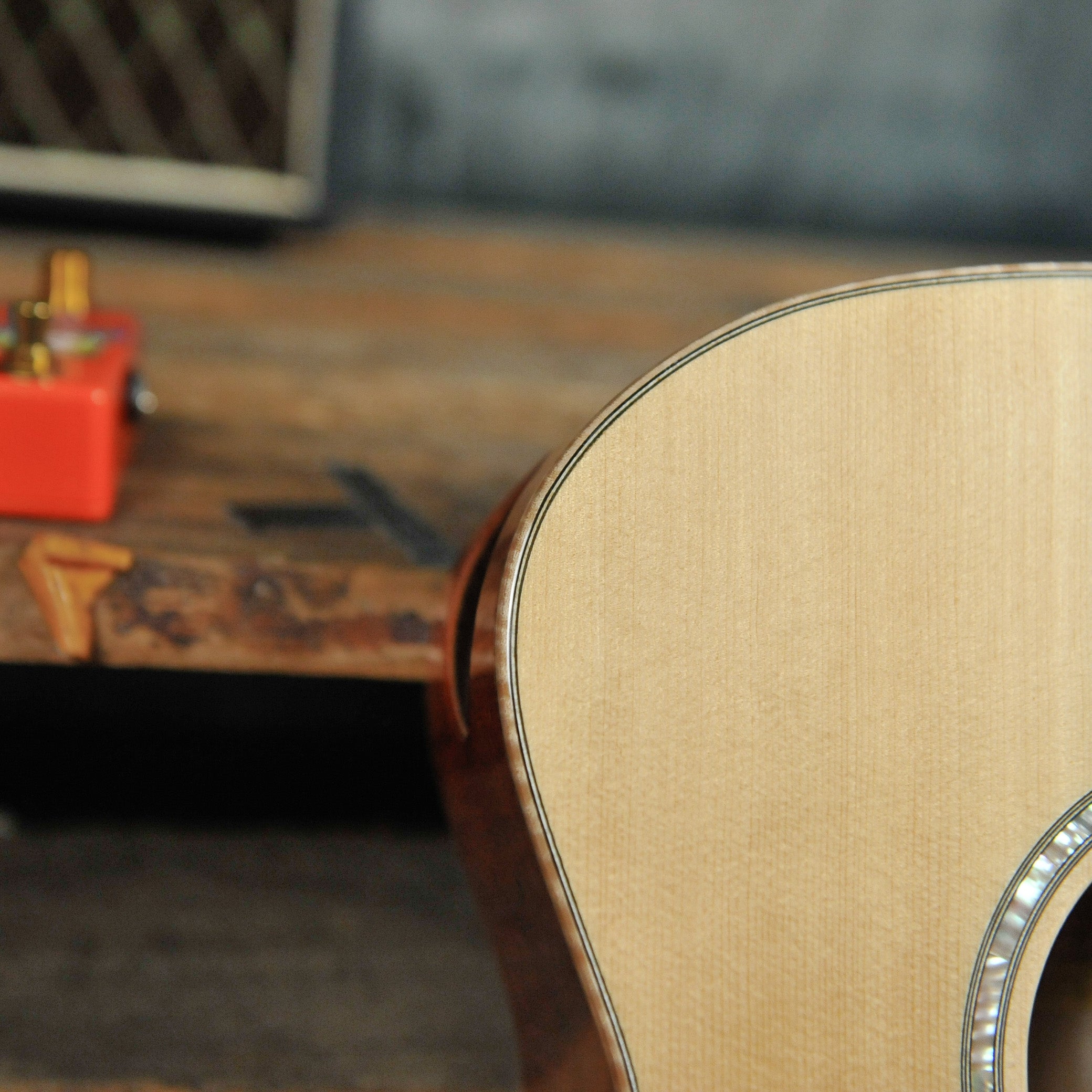 Eastman AC622CE Grand Auditorium Acoustic Guitar