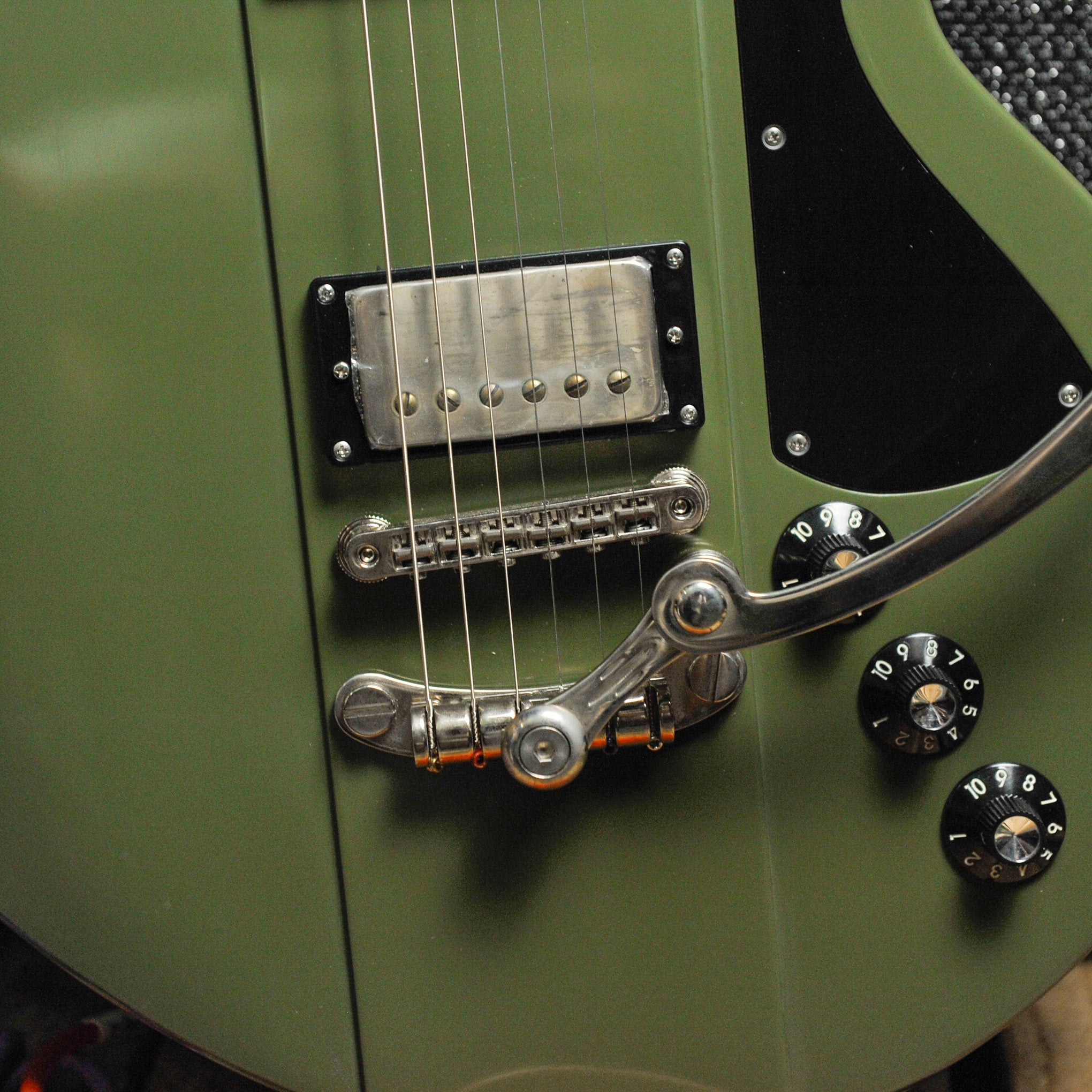 Eastman Juliet/TV Limited Edition Electric Guitar - Olive Drab w/Bag