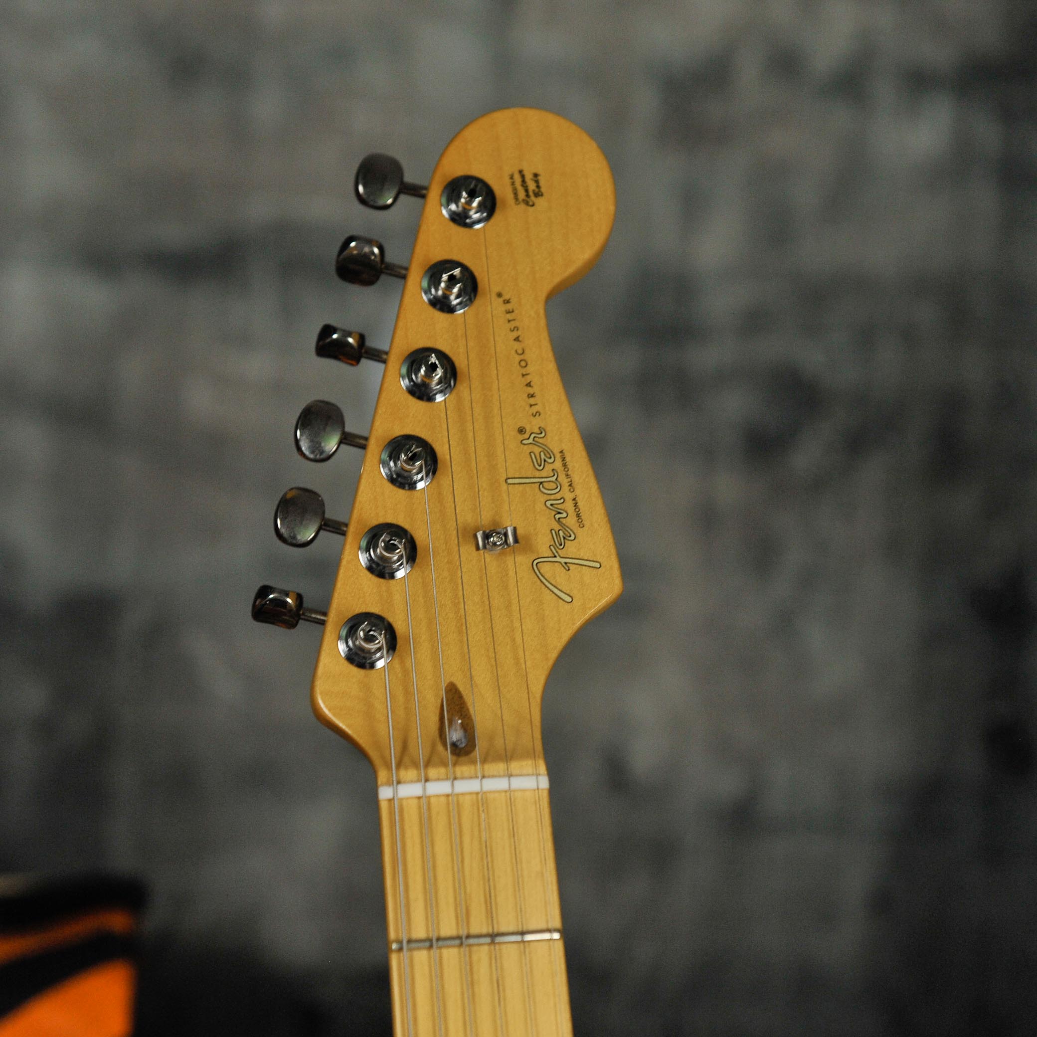 Fender American Professional Classic Stratocaster®, Maple Fingerboard, Faded Lake Placid Blue