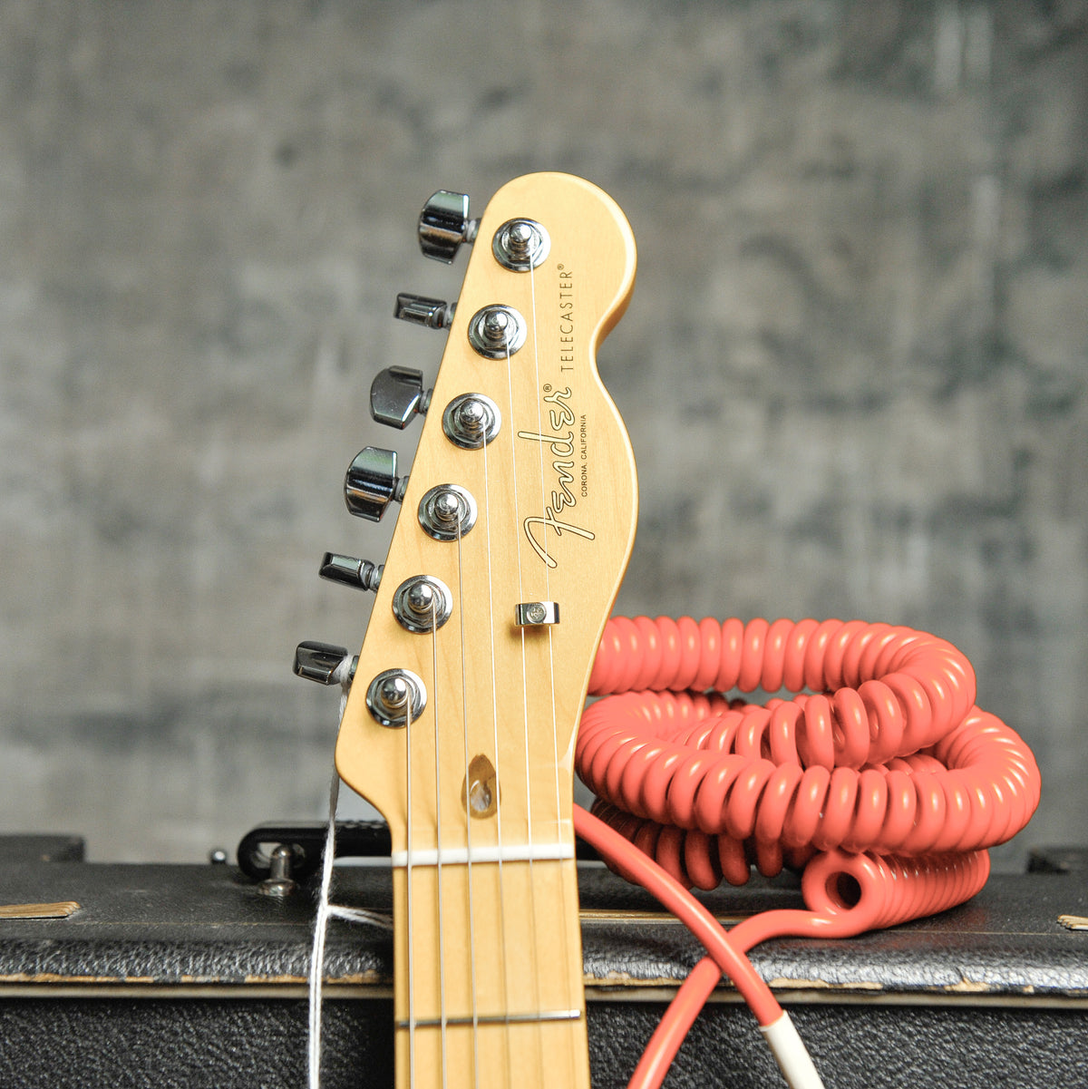 American Professional Telecaster® Maple Fingerboard, Butterscotch Blonde