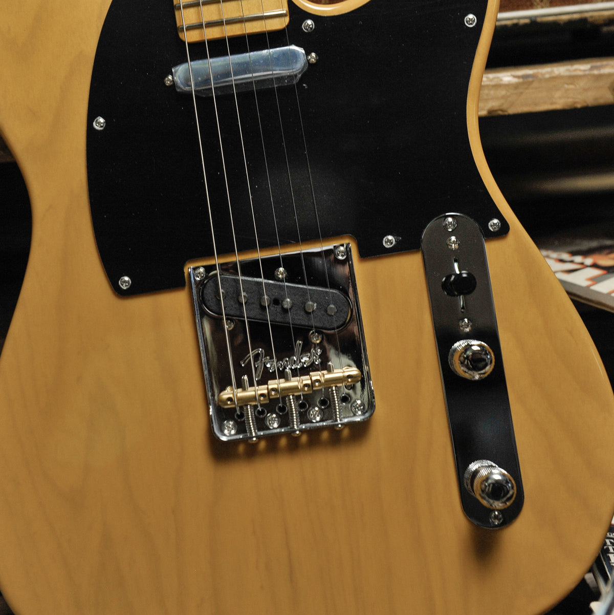 American Professional Telecaster® Maple Fingerboard, Butterscotch Blonde